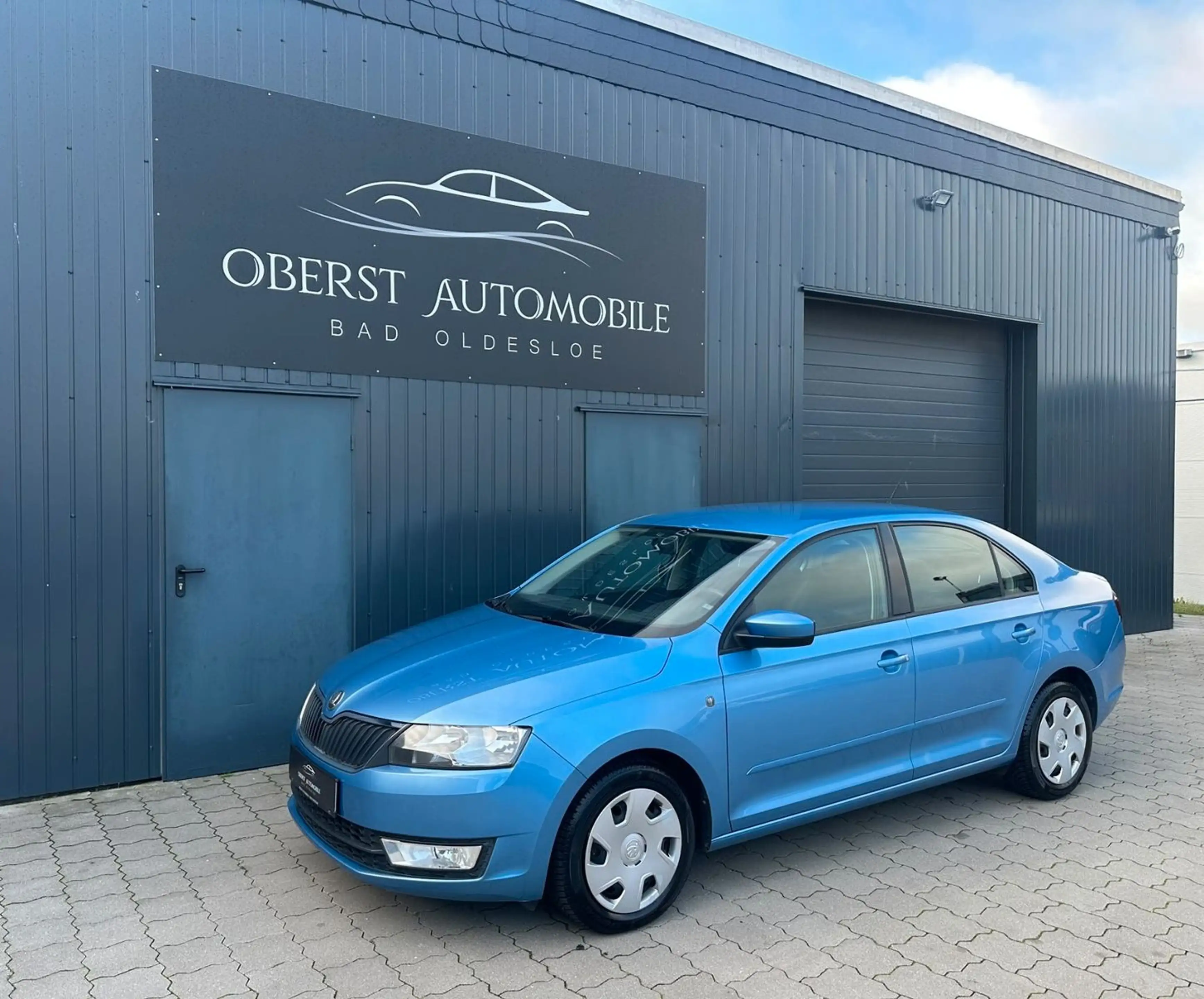Skoda Rapid/Spaceback Ambition*1.Hand*AHK*Tüv Neu*Service Neu* — photo 3