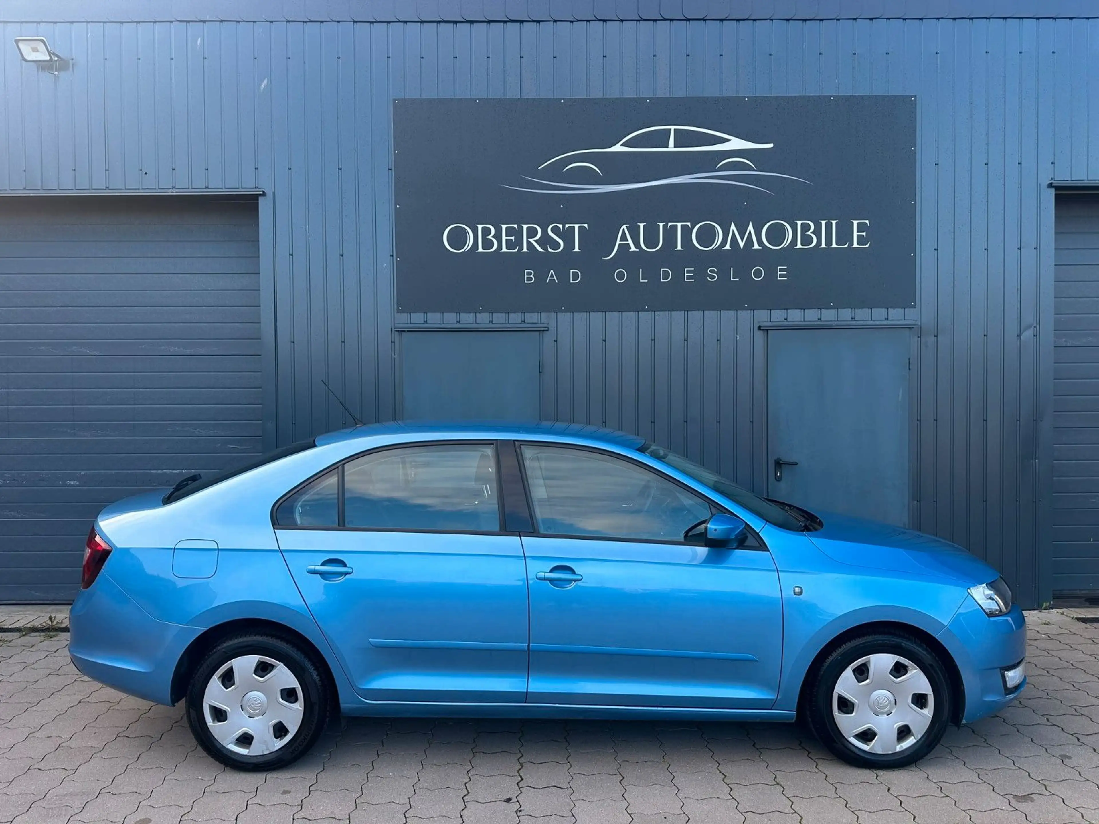 Skoda Rapid/Spaceback Ambition*1.Hand*AHK*Tüv Neu*Service Neu* — photo 5