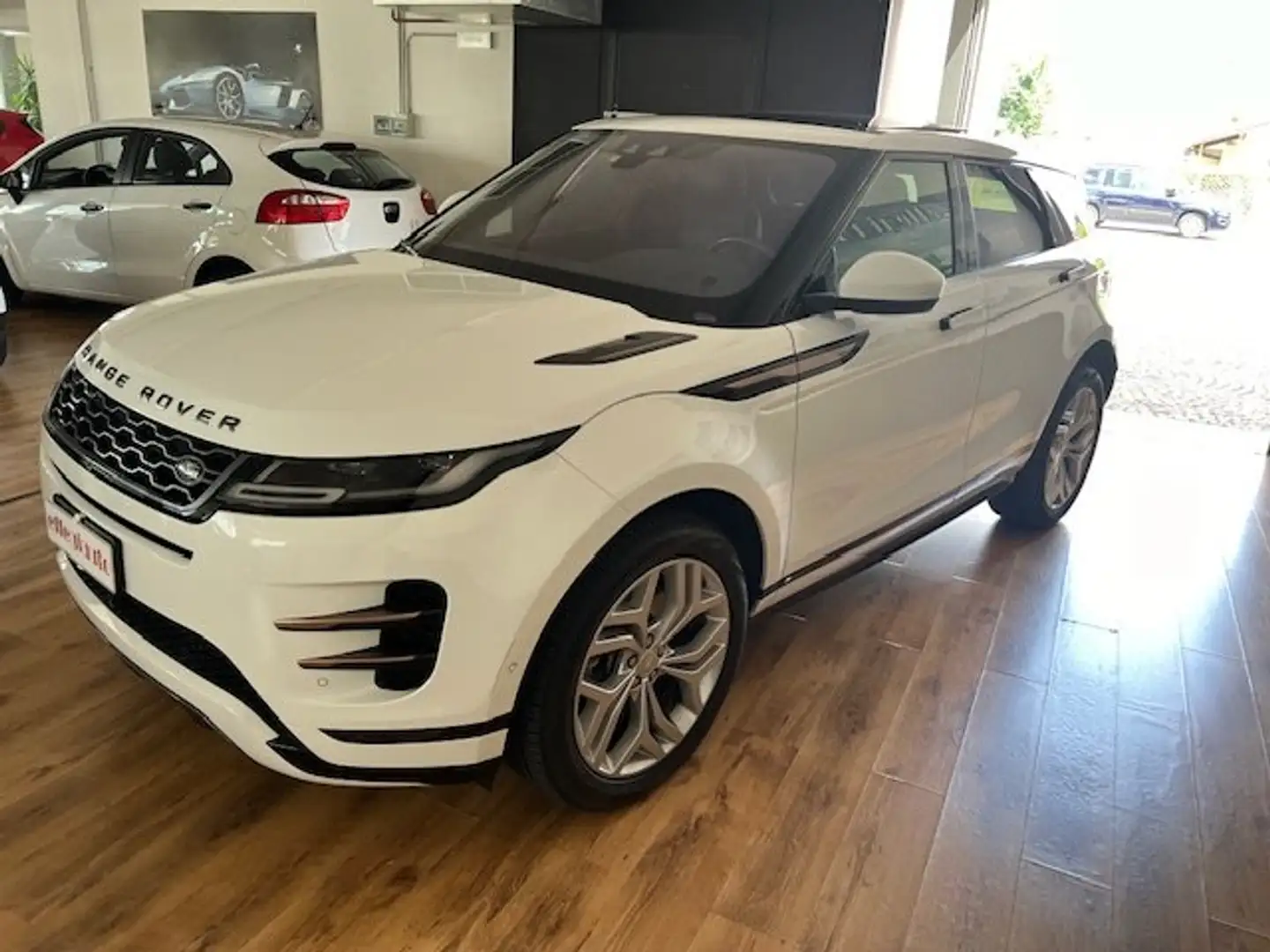 Land Rover Range Rover Evoque Evoque 2.0d i4 mhev R-Dynamic HSE awd 180cv auto Blanc - 1