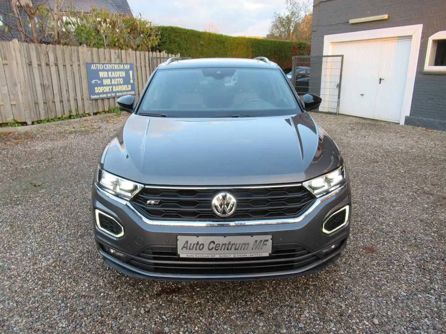 Volkswagen T-Roc 2.0 TSI 4MOTION R-Line Grau - 2