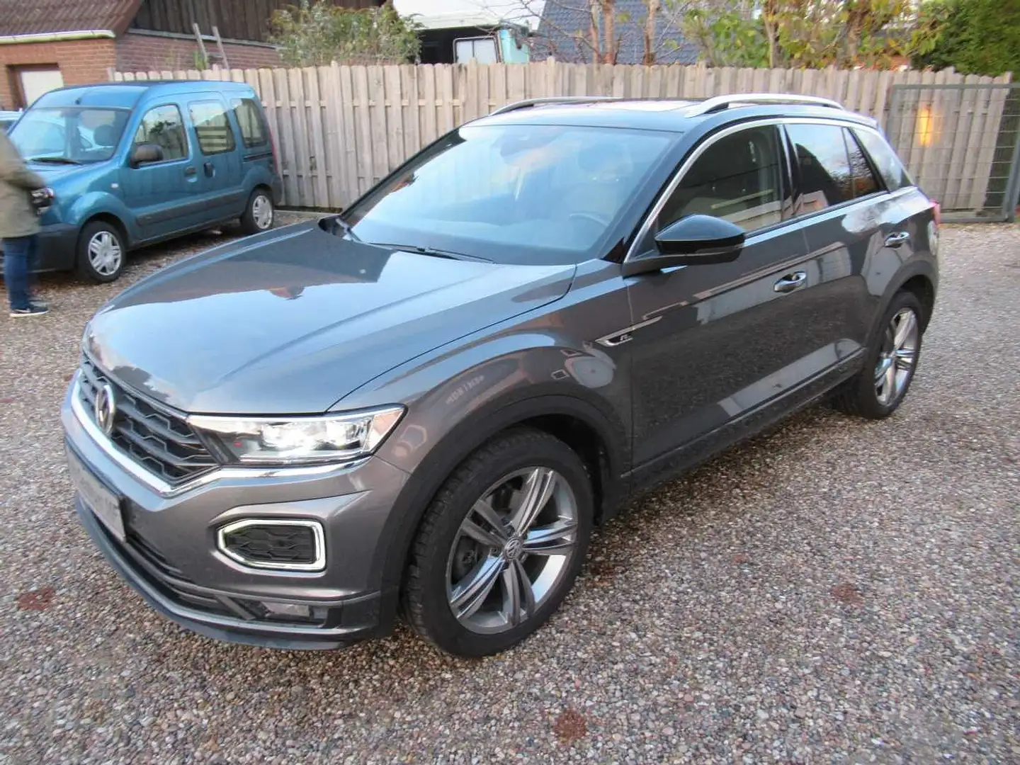 Volkswagen T-Roc 2.0 TSI 4MOTION R-Line Grau - 1
