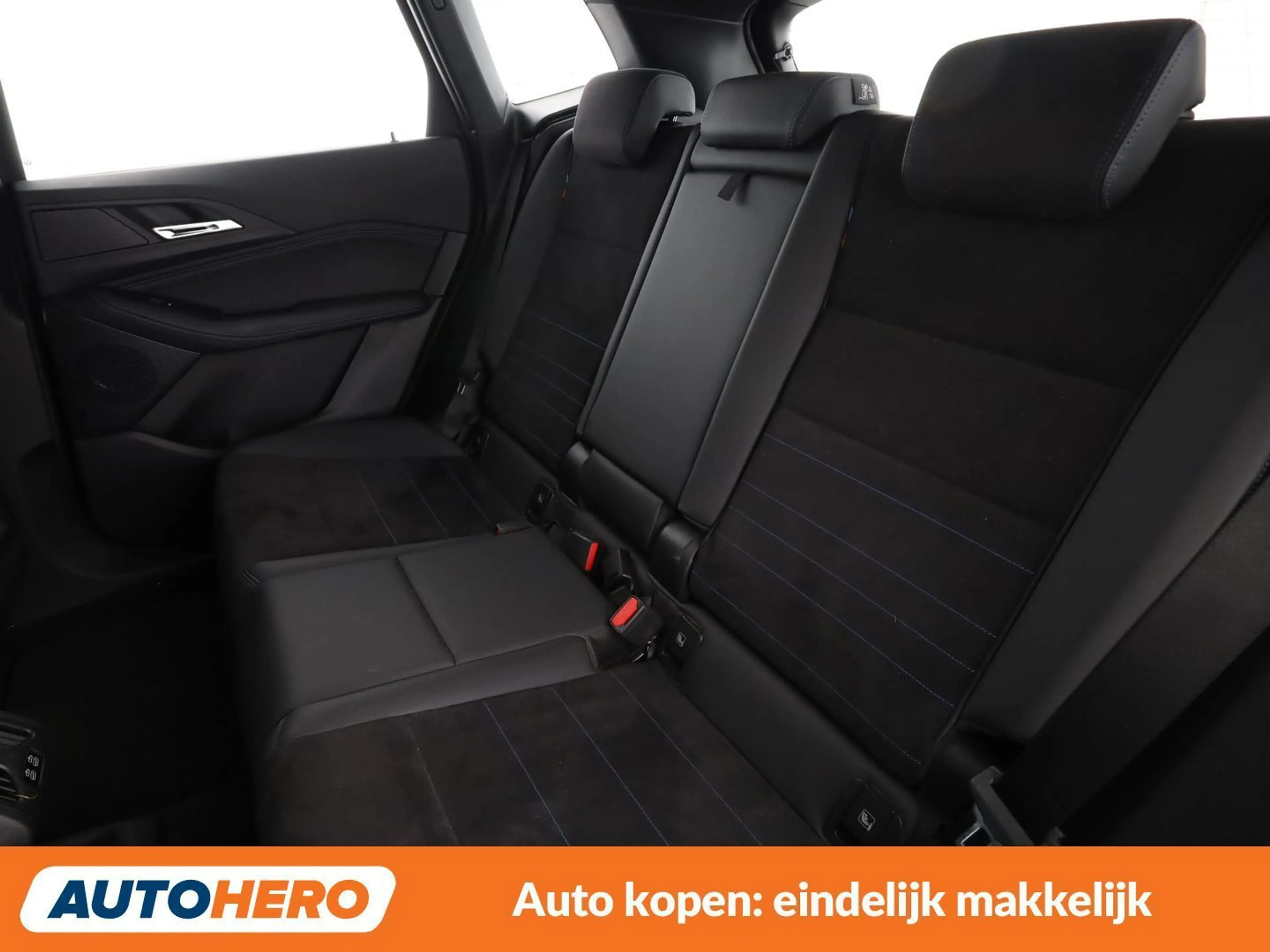 BMW 225 225e Active Tourer xDrive M Sport — photo 15