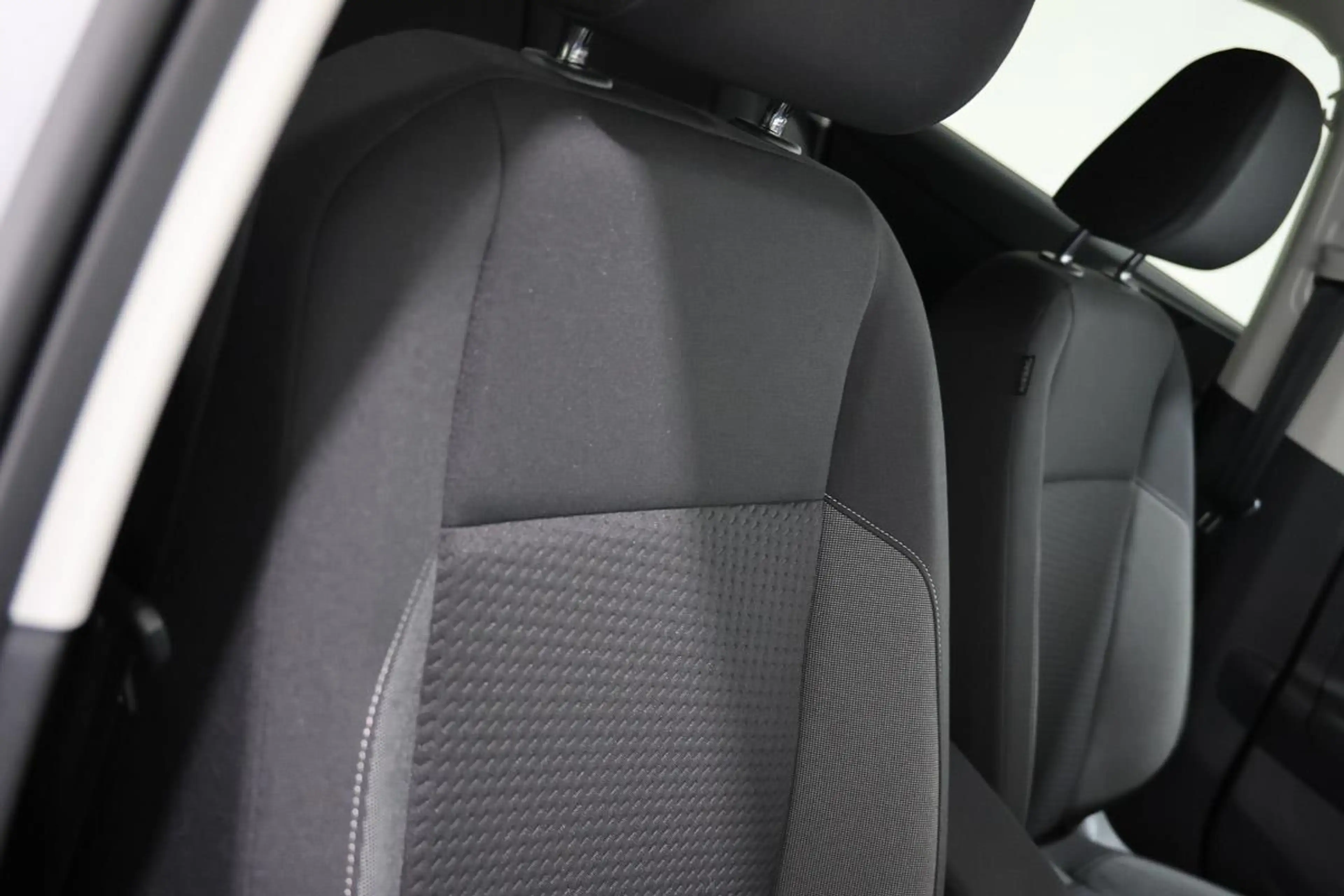 Volkswagen Polo 1.0 TSI 95 DSG LED CARPLAY RADAR JA — photo 9