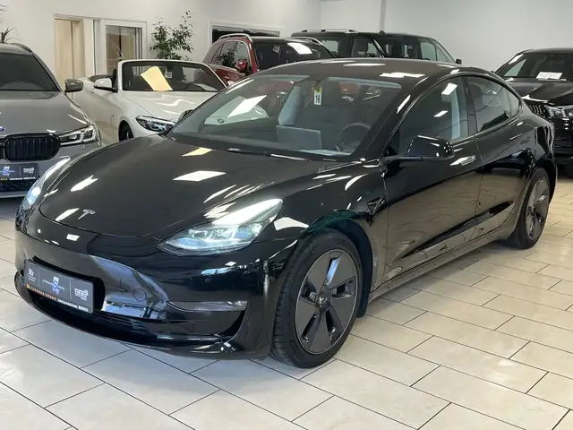 Tesla Model 3 AWD Long Range Dual LED ACC Soh 94,1 %
