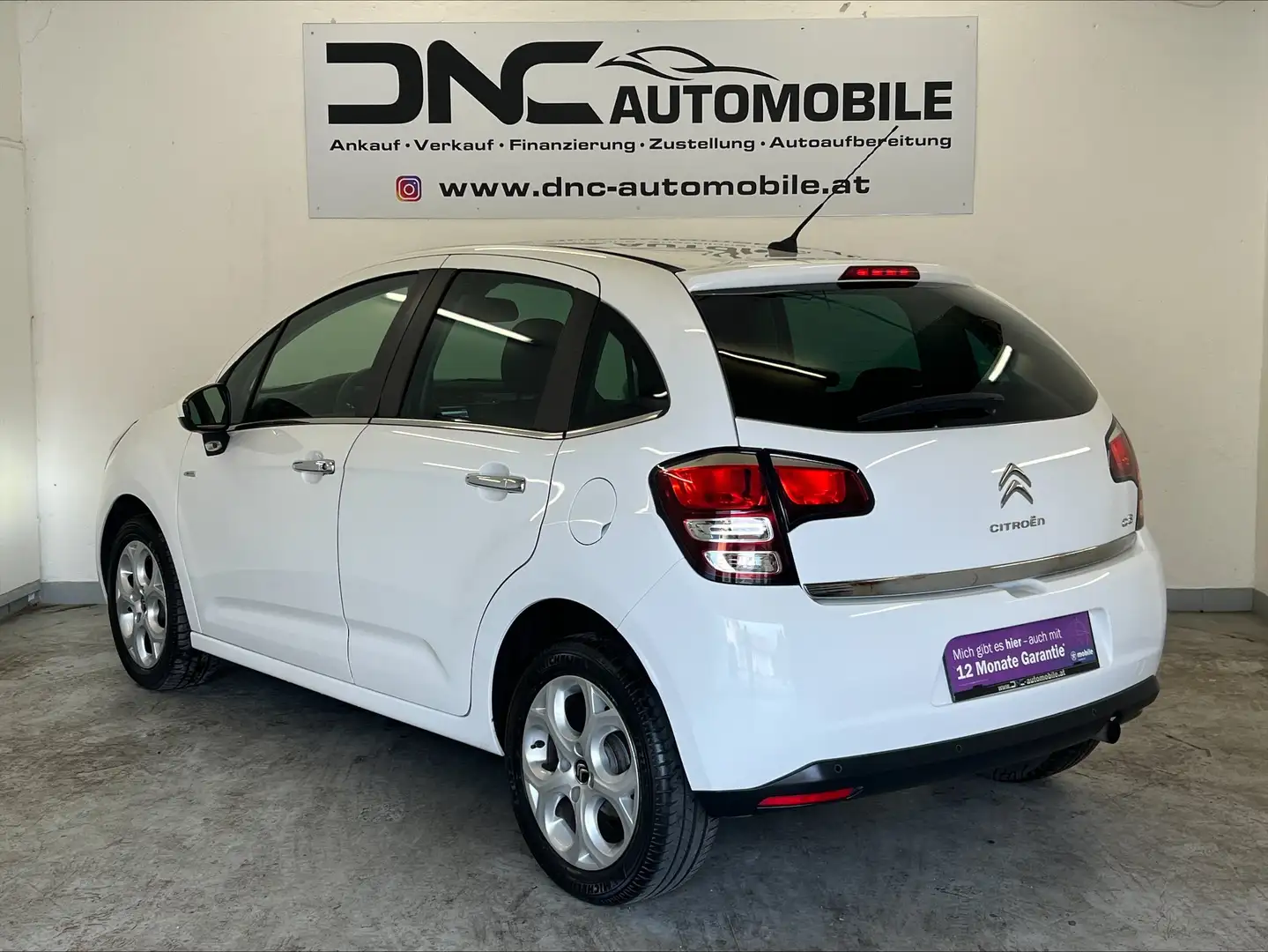 Citroen C3 PureTech 110 S&S manuell Exclusive Weiß - 2