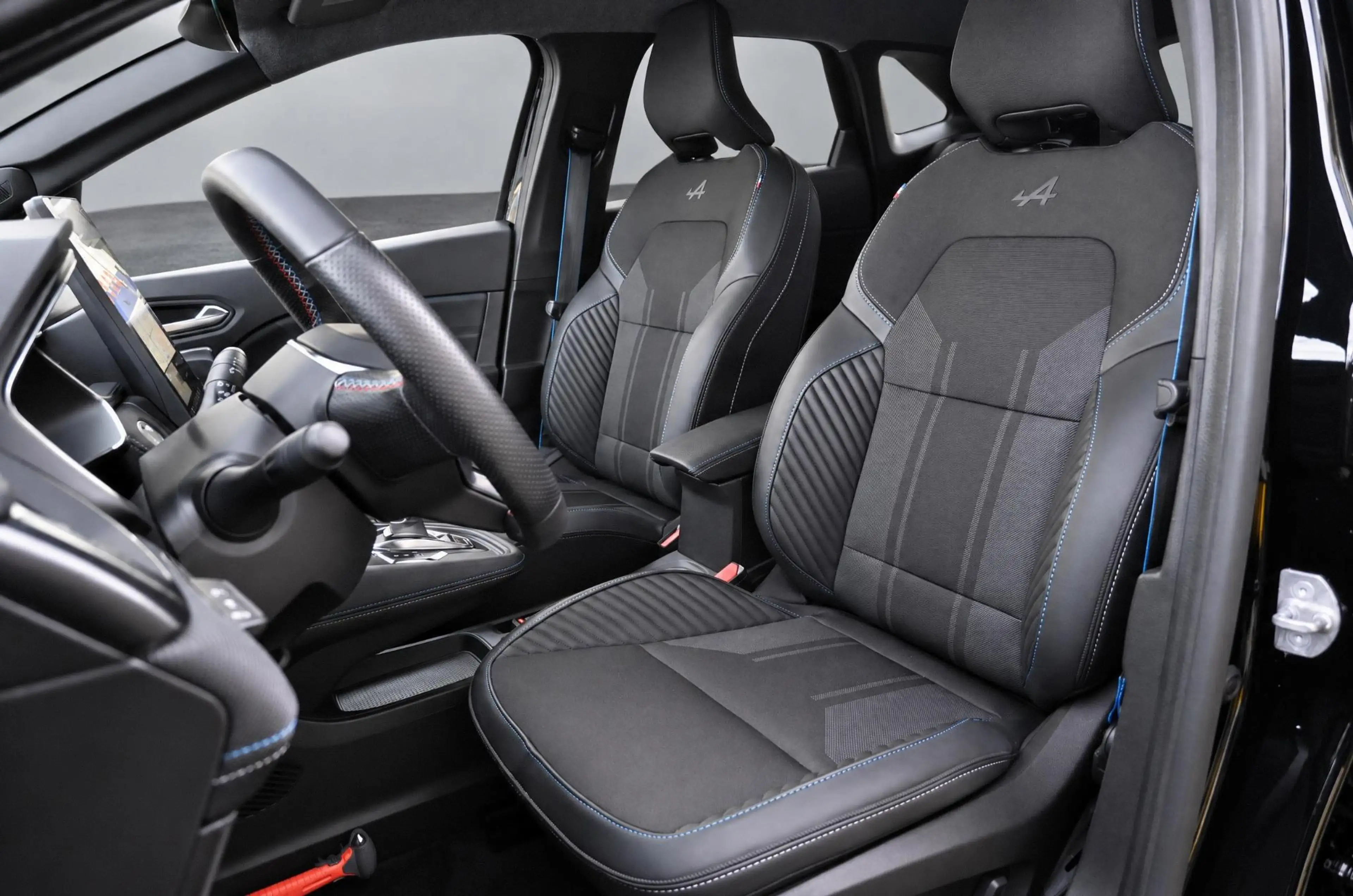 Renault Symbioz E-Tech full hybrid 145 esprit Alpine | STUUR/STOEL — photo 10