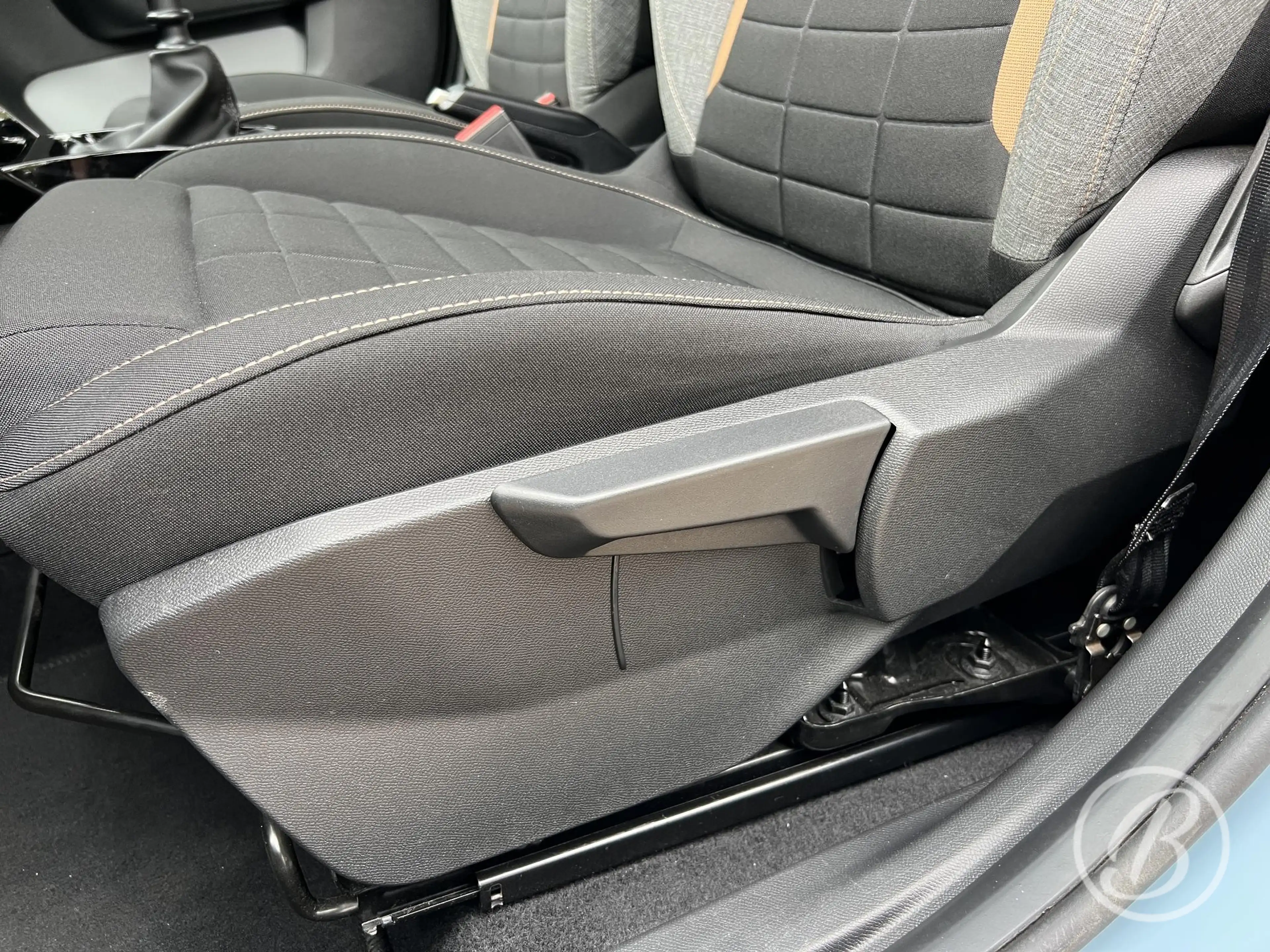 Citroen C3 Aircross 1.2 Turbo 100pk Plus — photo 13
