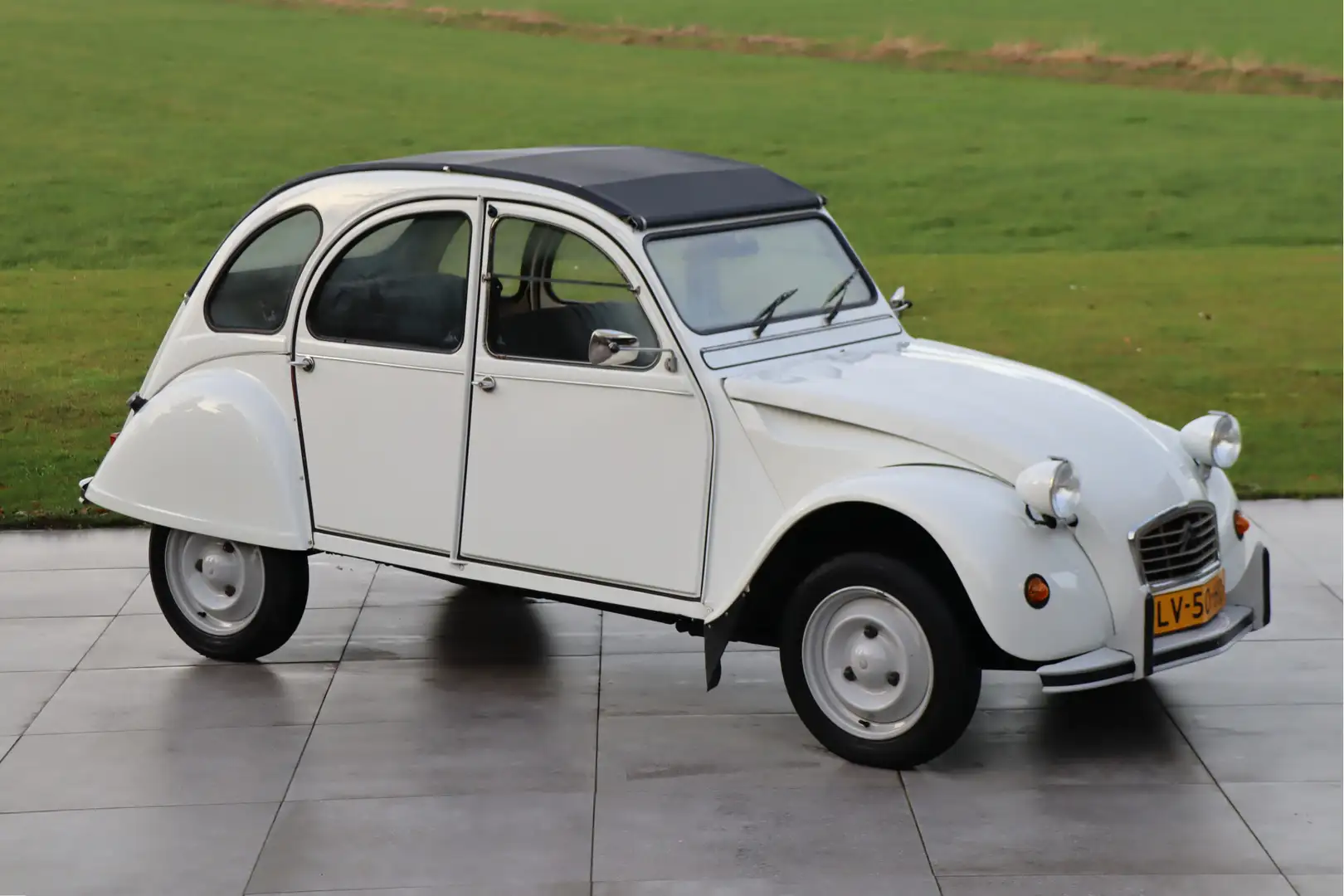 Citroen 2CV 2CV6 Special - Exceptional original Weiß - 1