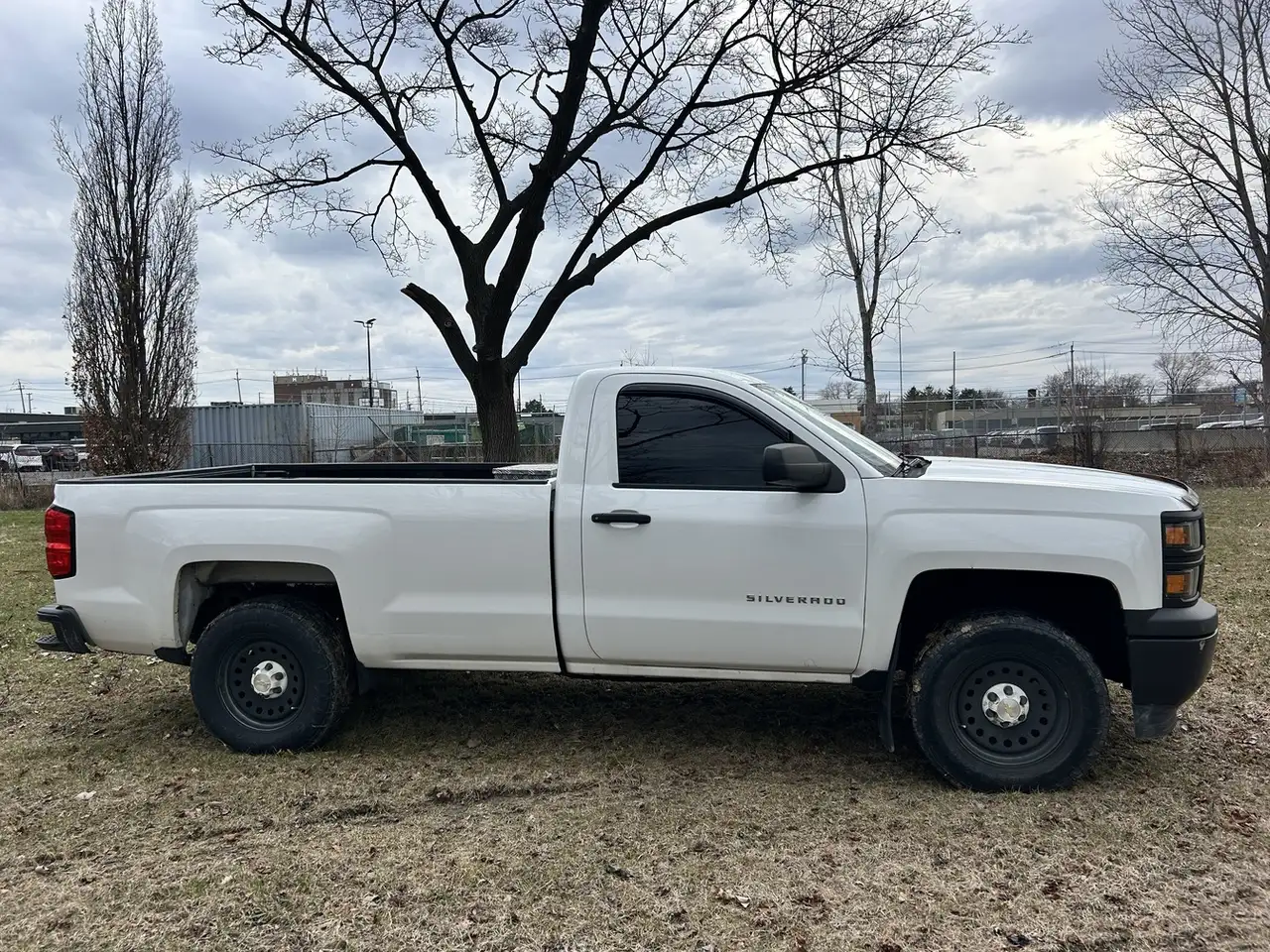 Chevrolet Silverado 1500 снимка Chevrolet Silverado 1500