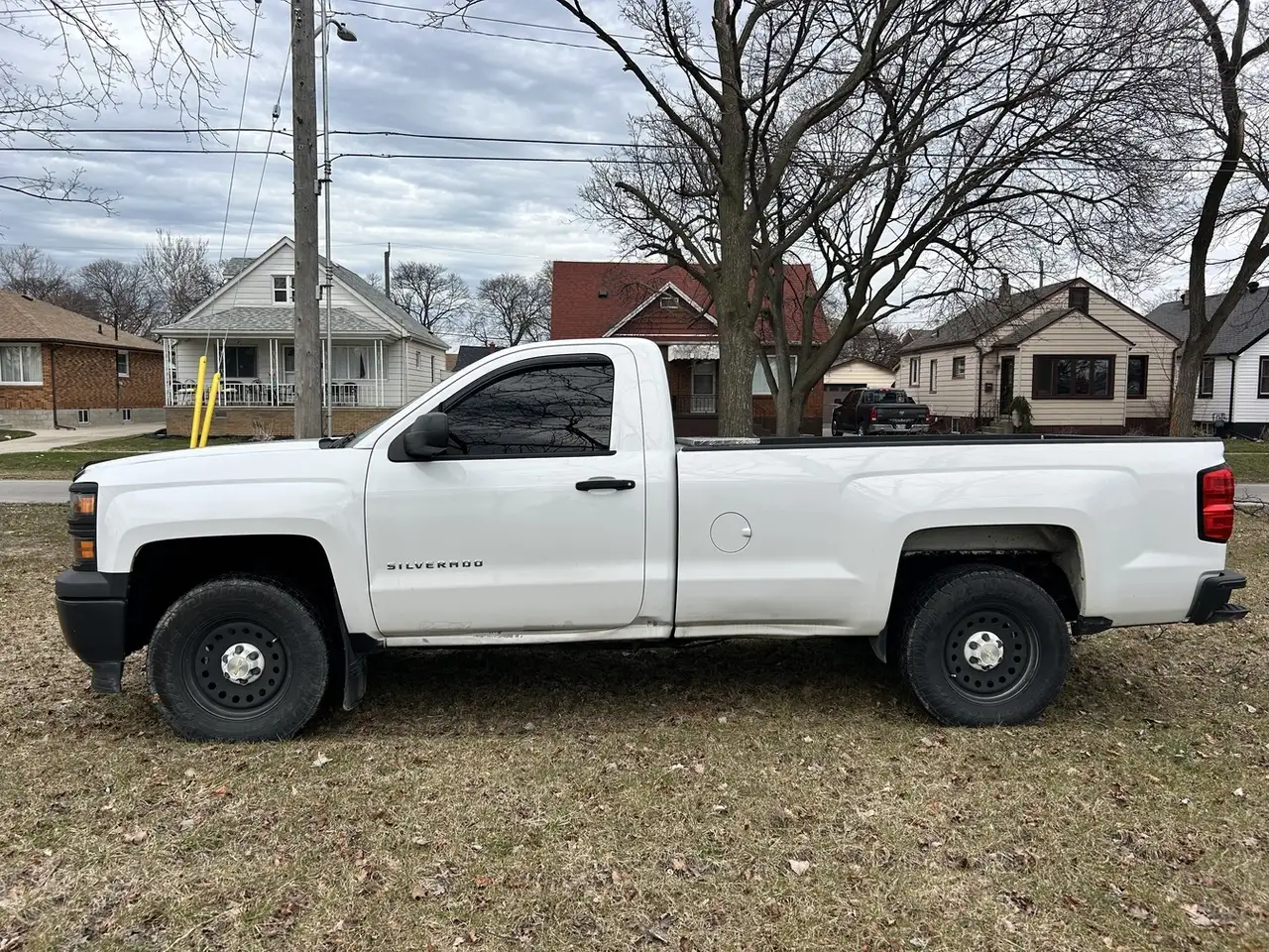 Chevrolet Silverado 1500 снимка Chevrolet Silverado 1500
