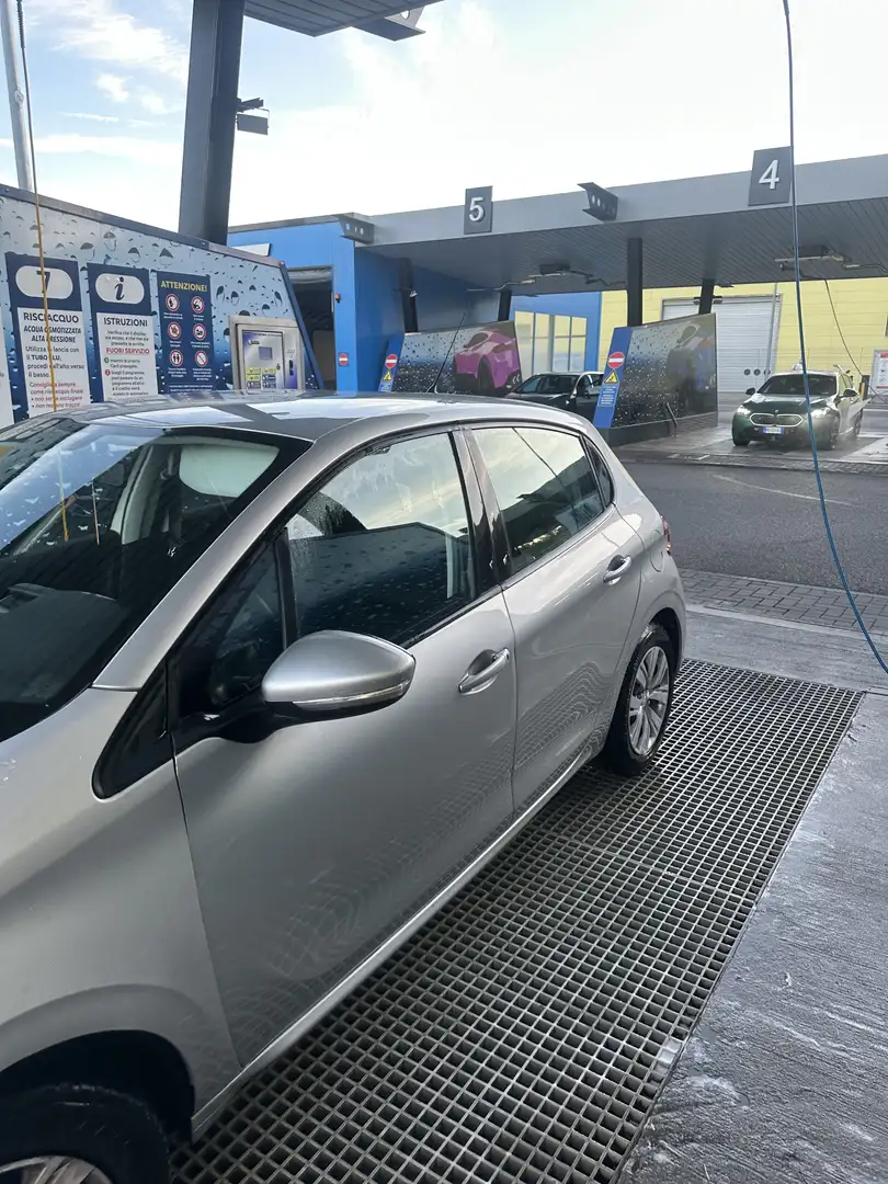 Citroen Sonstige 208 - 1