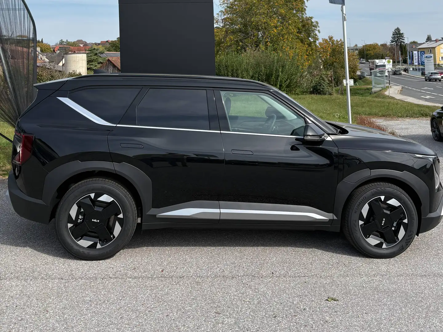 Kia EV5 Air 81,4kWh Schwarz - 1
