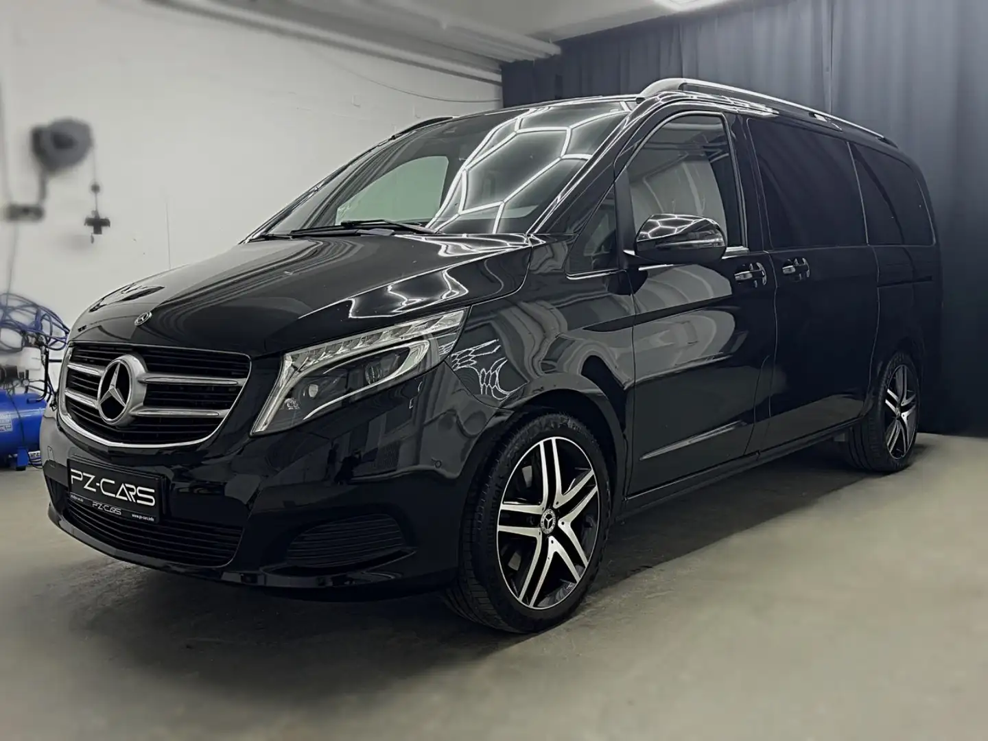 Mercedes-Benz V 220 V250d L Allrad|LED|Navi|Kam|AHK|Temp|2xSchie|6Si Noir - 1