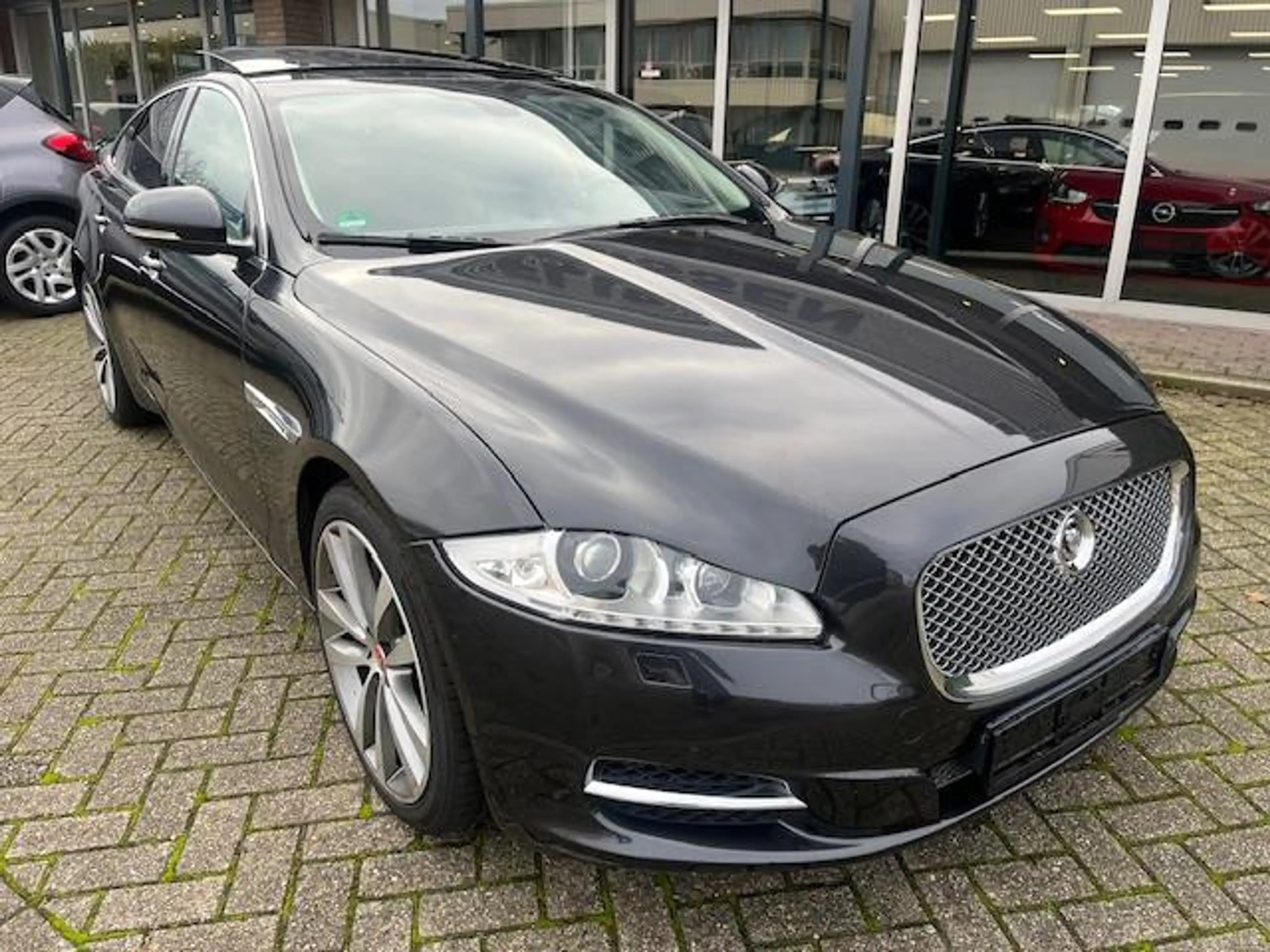 Jaguar XJ 2.0 Premium Luxury NW STAAT — photo 4