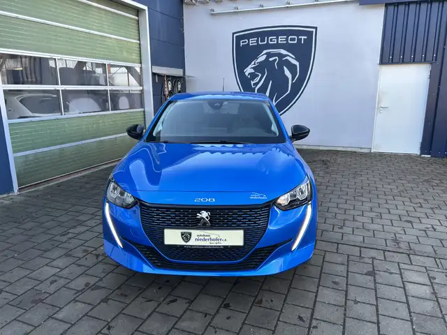 Peugeot e-2008 208 Elektromotor 136 Allure+