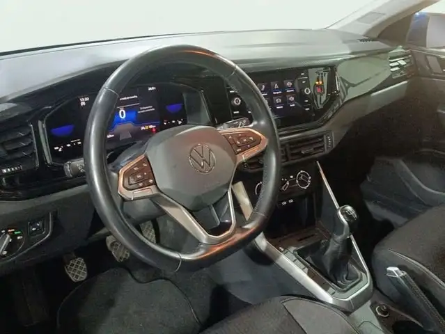 Volkswagen Polo view 10