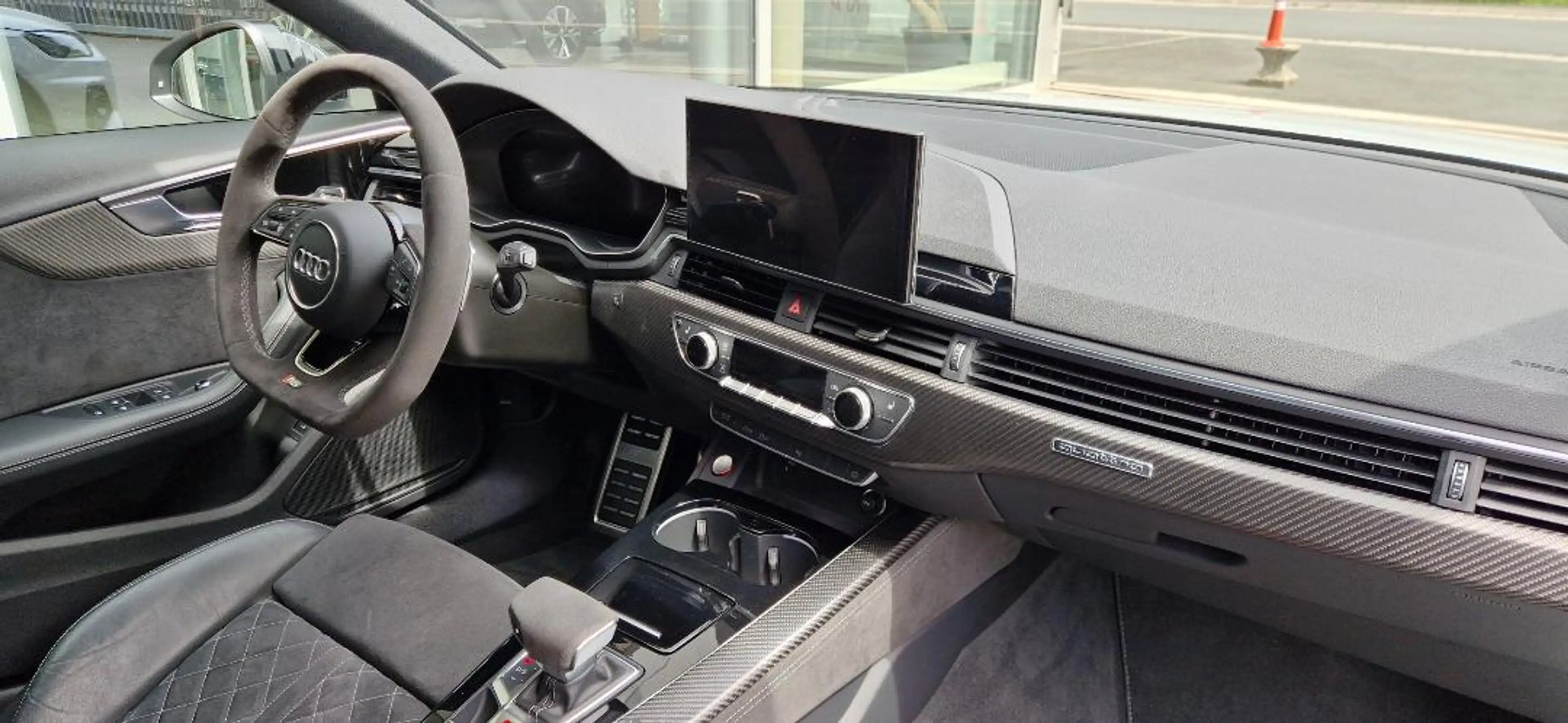 Audi RS4 Avant Quattro Matrix Sound MMI RS-Abgas — photo 7