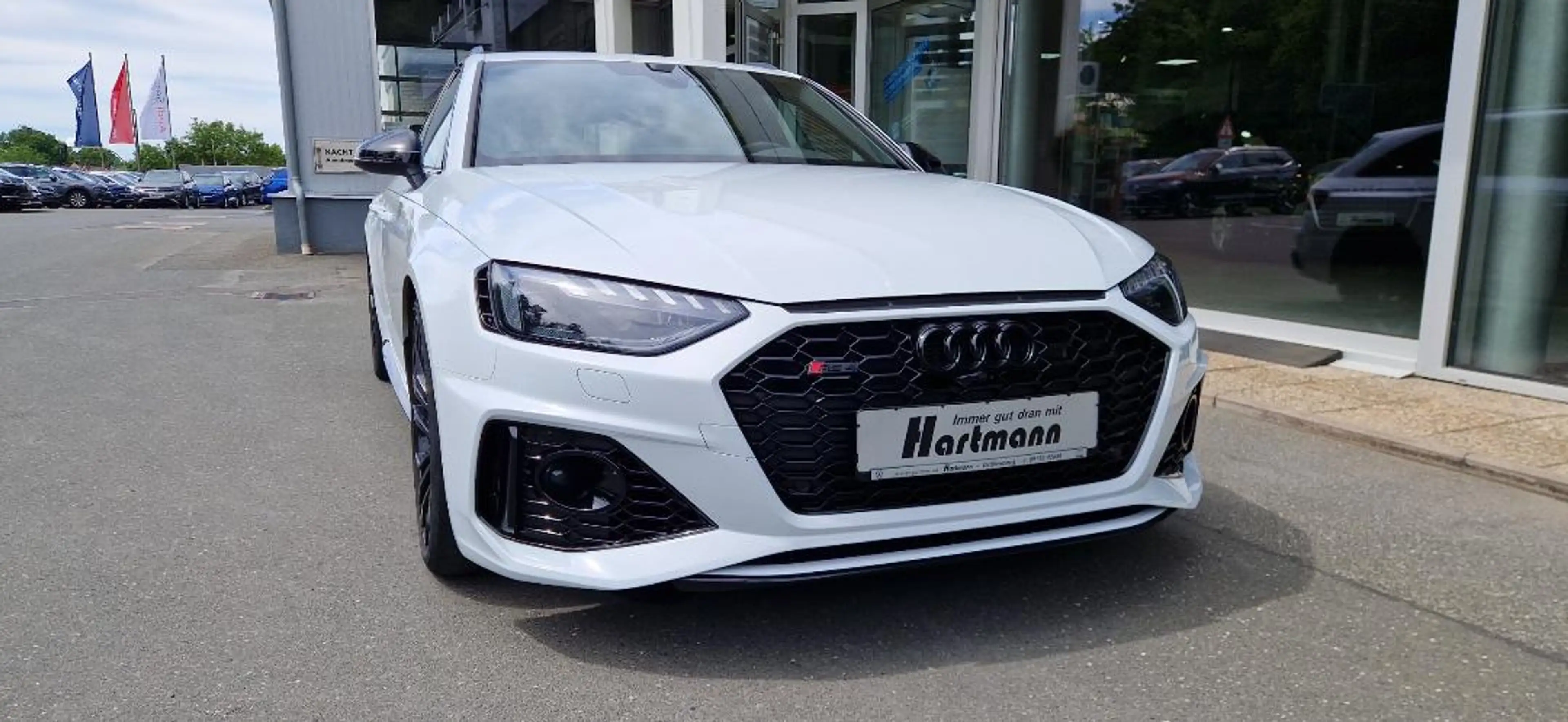 Audi RS4 Avant Quattro Matrix Sound MMI RS-Abgas — photo 3