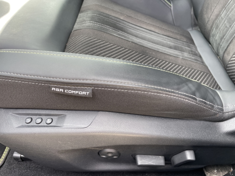 Peugeot 408 GT PT 130 EAT8 El. Panodach Navi Memory Sitze 360 — photo 21
