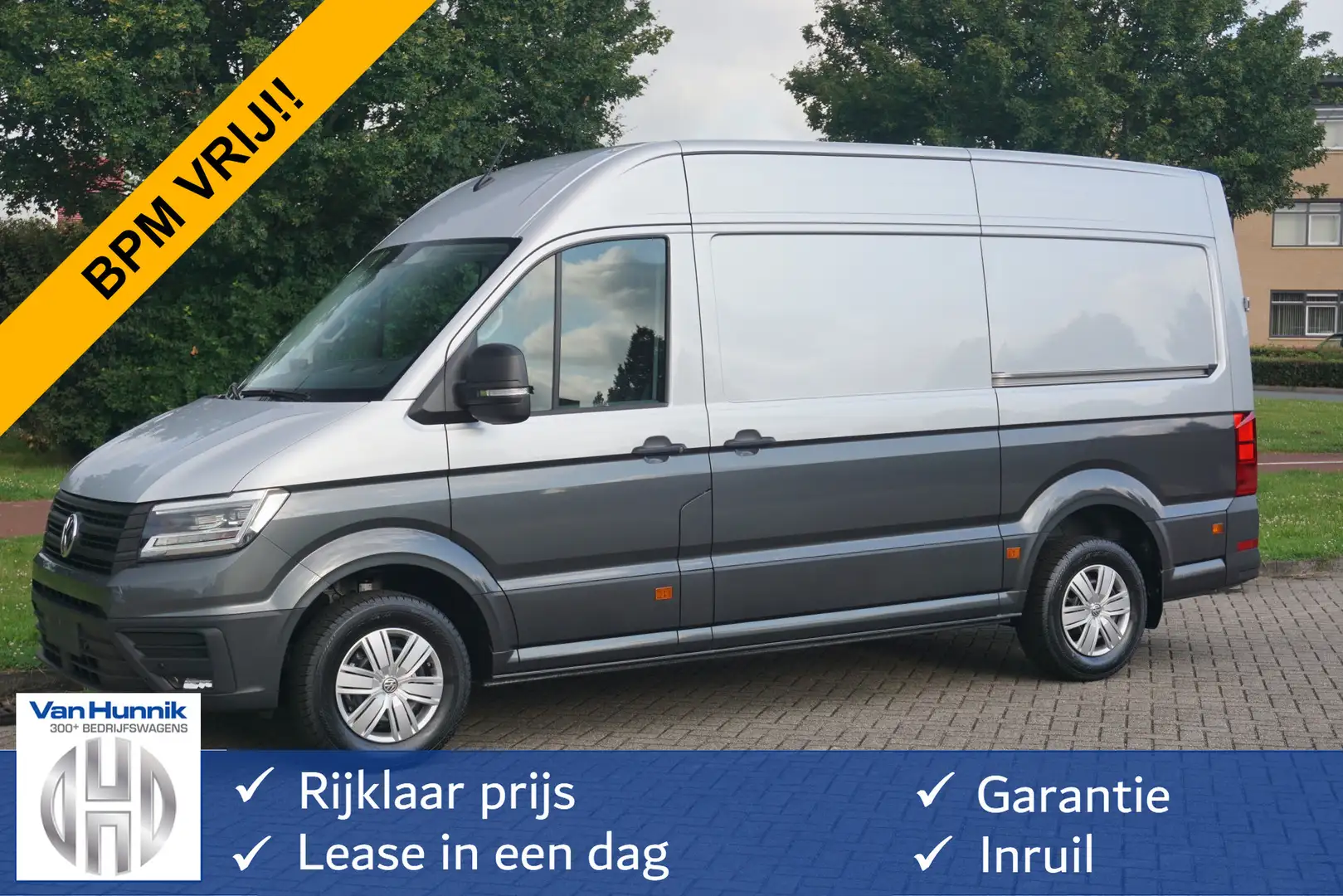 Volkswagen Crafter 35 177PK L3H3 AUT BPM VRIJ!! Navi, Cam, ACC, LED, Grijs - 1