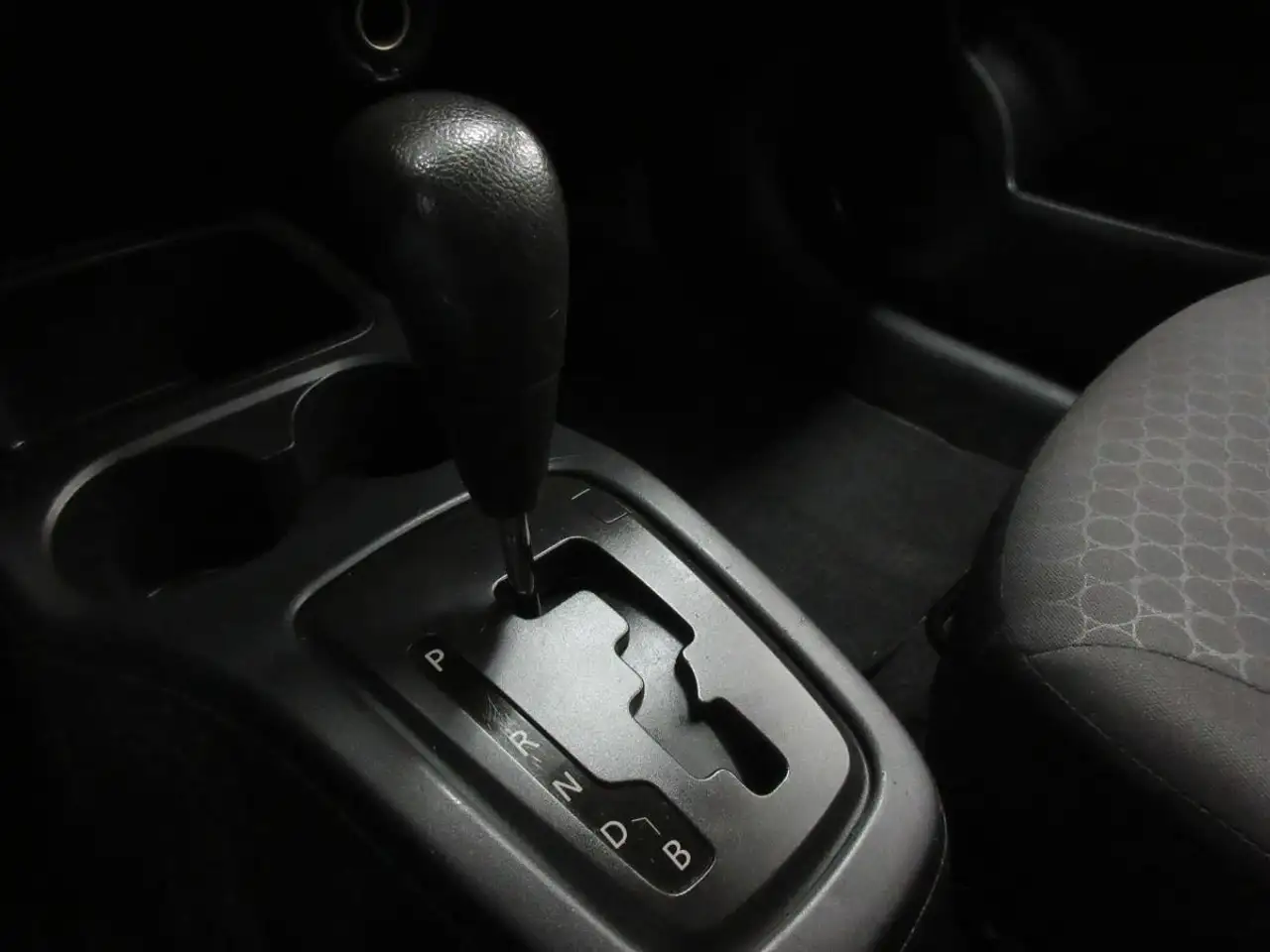 Mitsubishi Mirage photo Mitsubishi Mirage