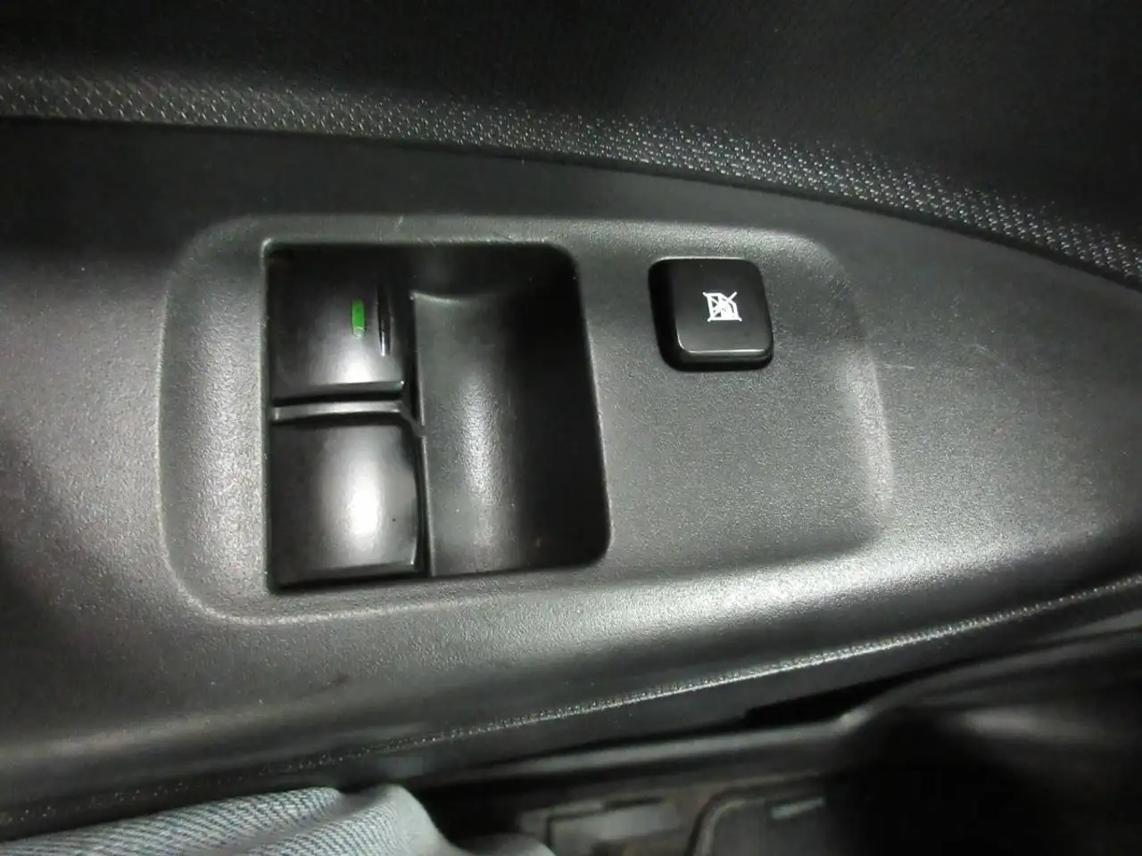 Mitsubishi Mirage photo Mitsubishi Mirage