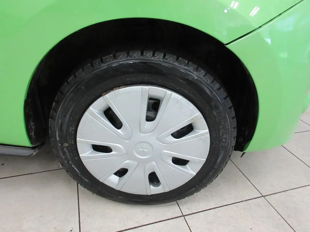 Mitsubishi Mirage photo Mitsubishi Mirage