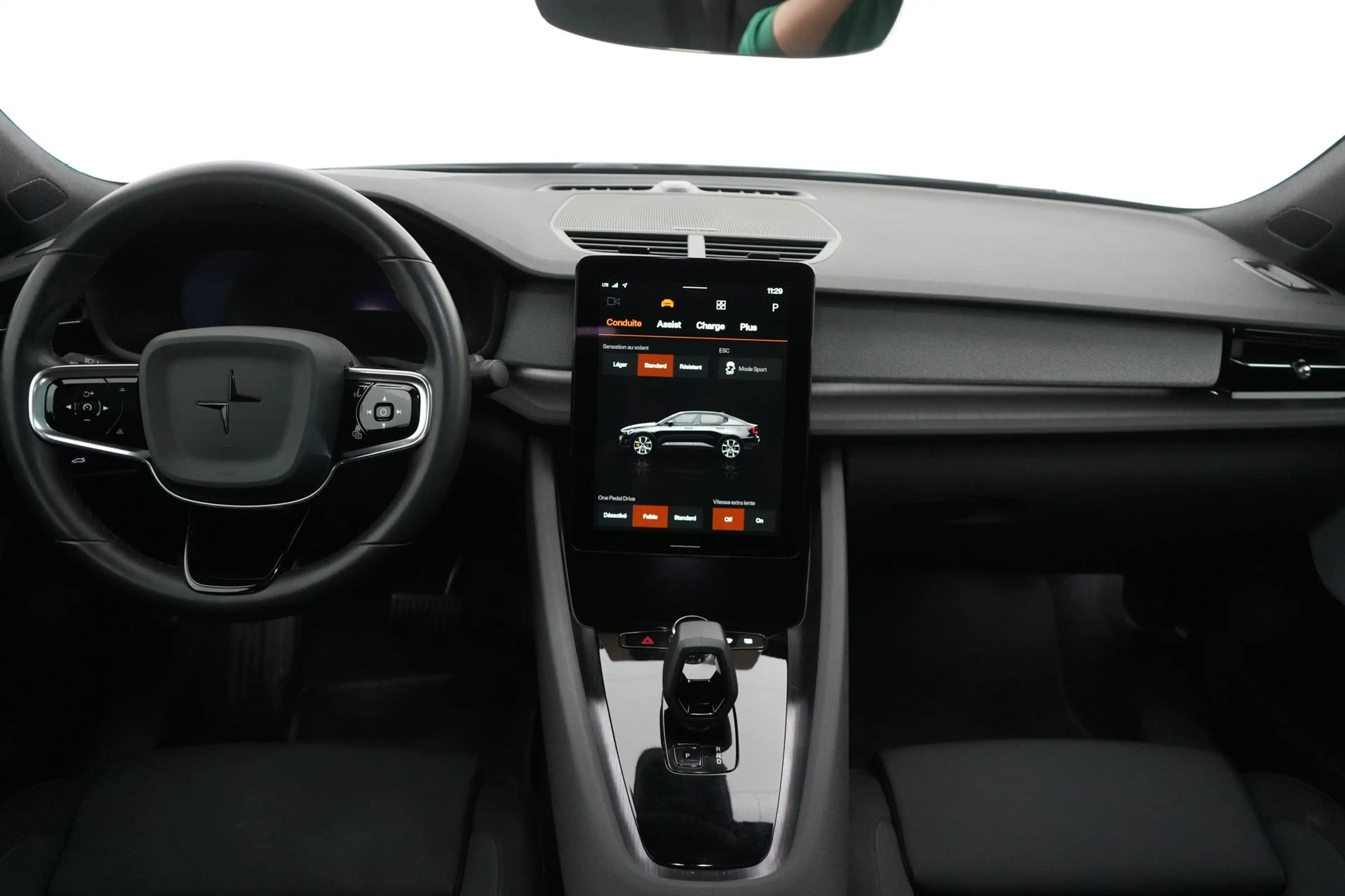 Polestar 2 69 kWh Single Motor Standard Range Plus LED GPS PD — photo 13