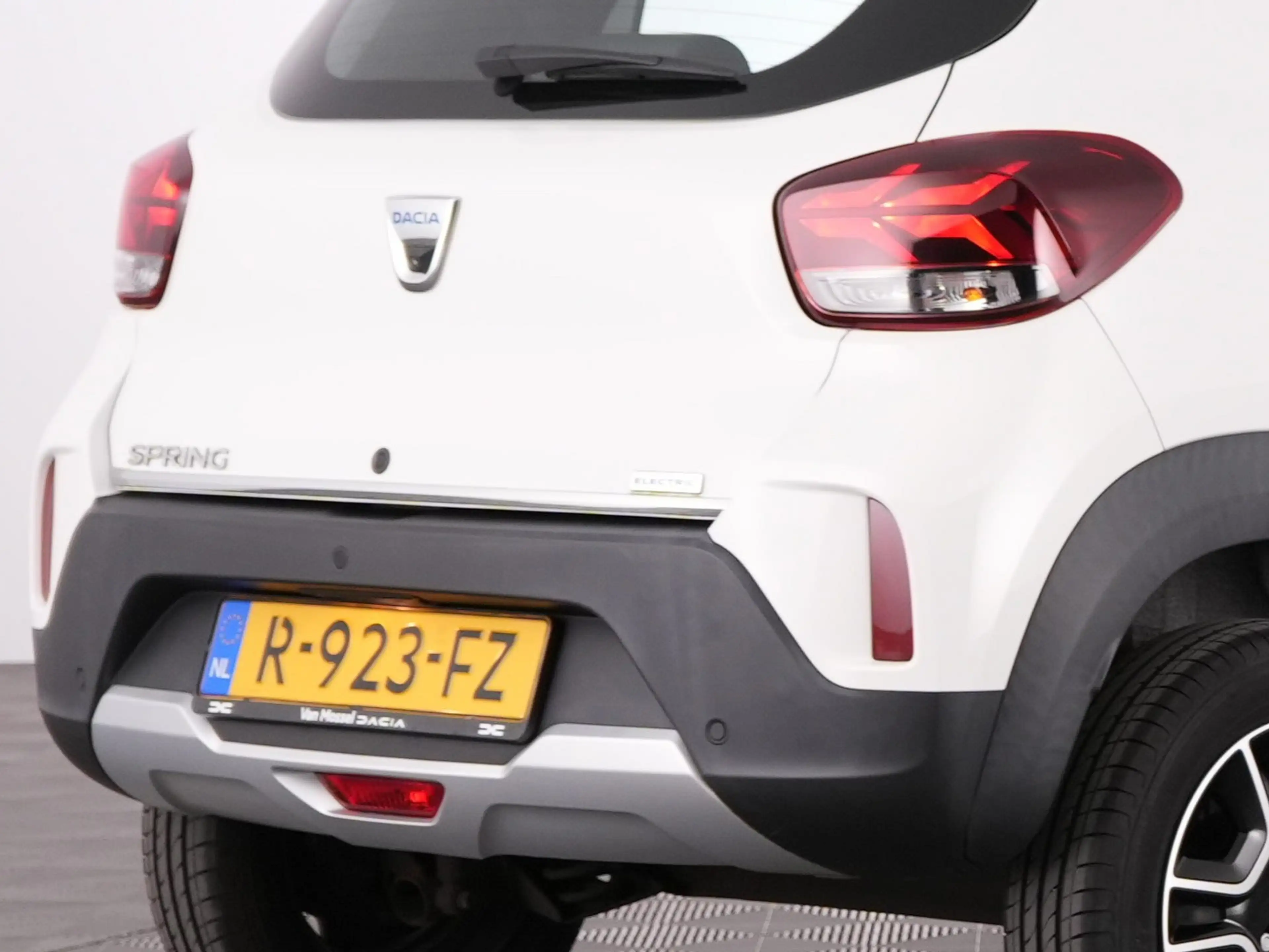 Dacia Spring Comfort Plus 27 kWh *SOH: 92%* NAVI | CAMERA | AIR — photo 29