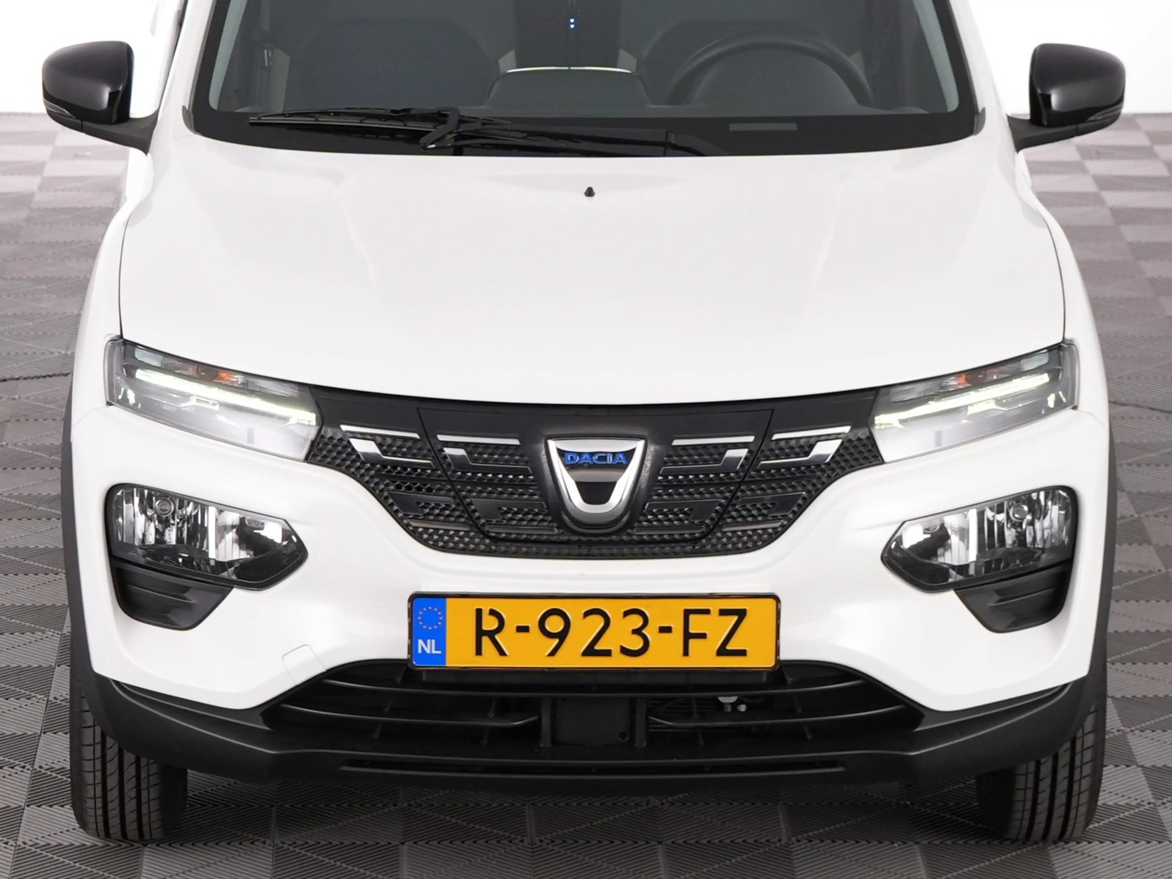 Dacia Spring Comfort Plus 27 kWh *SOH: 92%* NAVI | CAMERA | AIR — photo 10