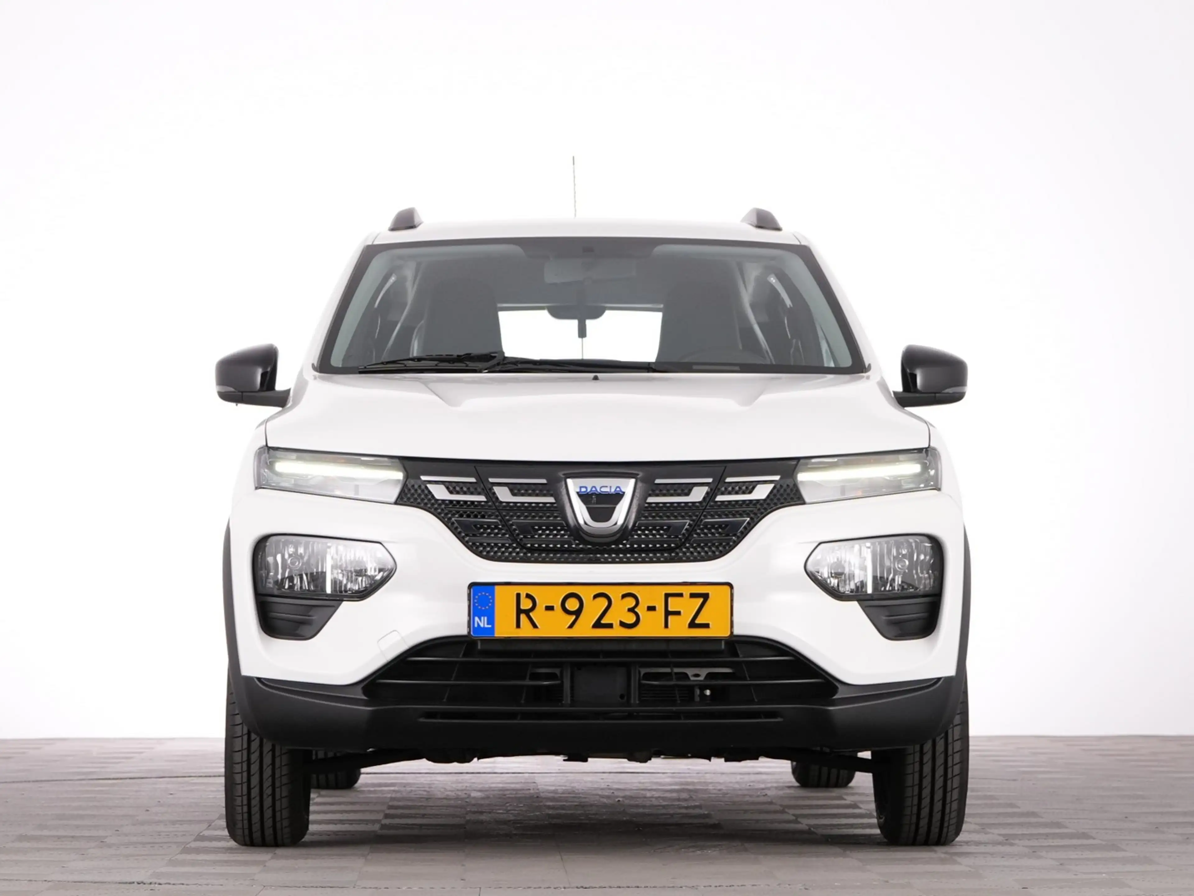 Dacia Spring Comfort Plus 27 kWh *SOH: 92%* NAVI | CAMERA | AIR — photo 32