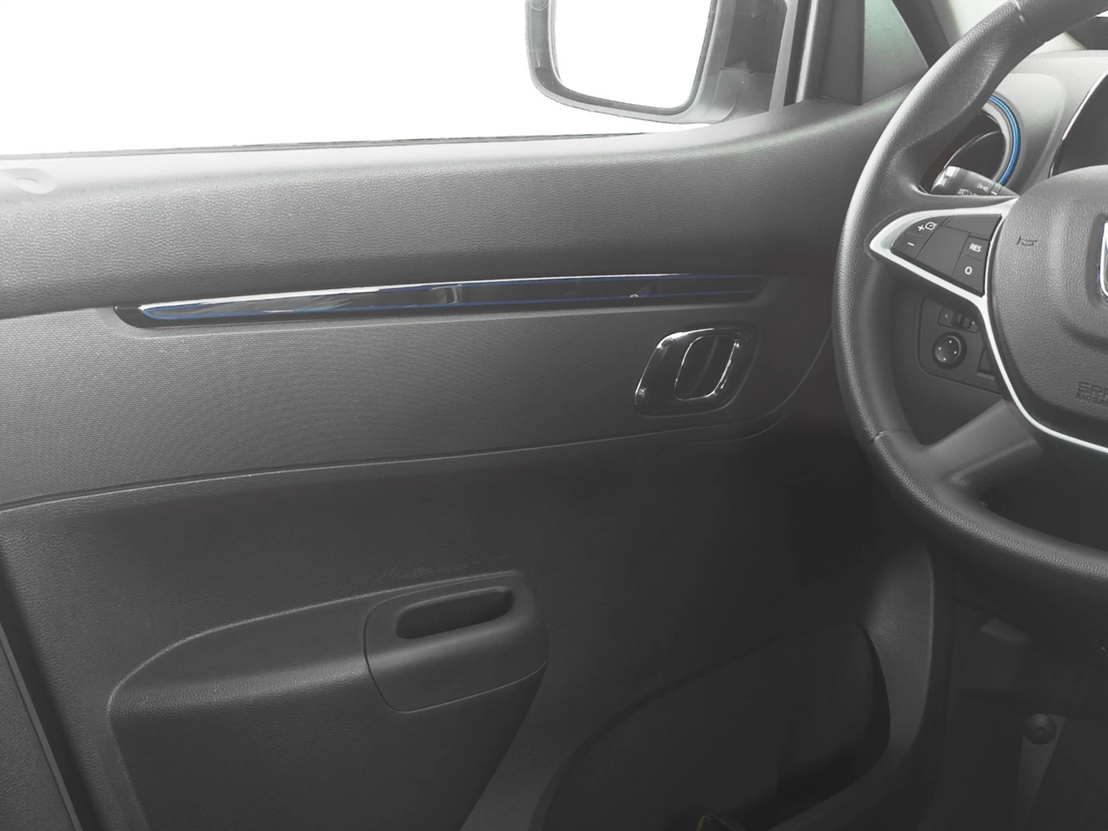 Dacia Spring Comfort Plus 27 kWh *SOH: 92%* NAVI | CAMERA | AIR — photo 8