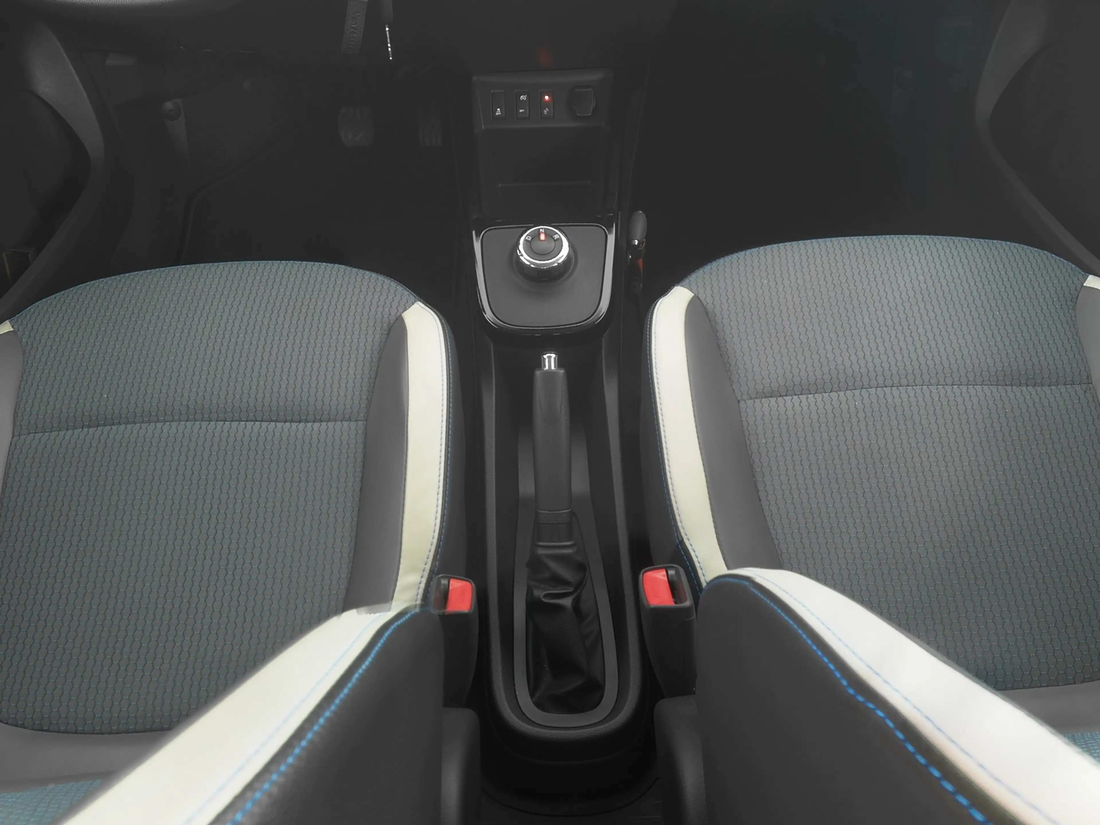 Dacia Spring Comfort Plus 27 kWh *SOH: 92%* NAVI | CAMERA | AIR — photo 7