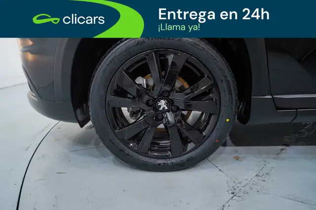 Peugeot 2008 view 11