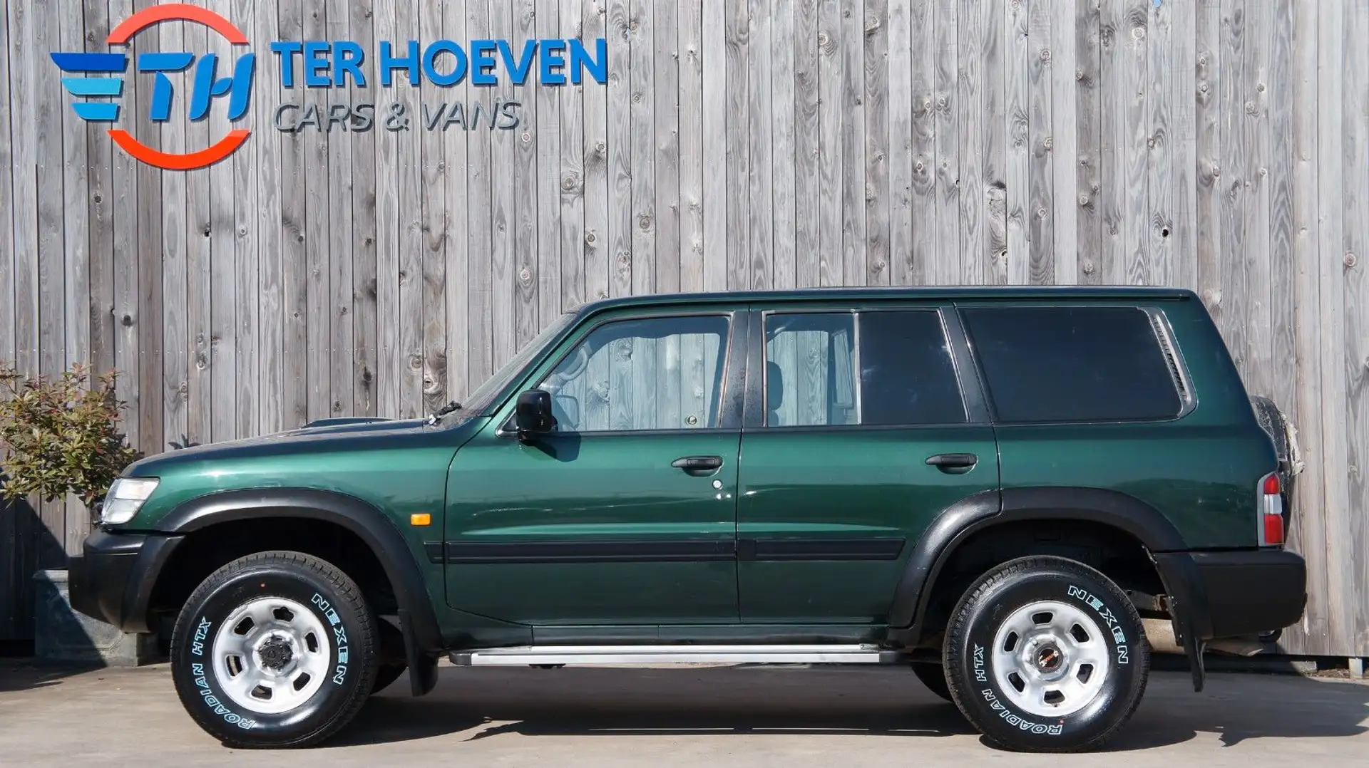 Nissan Patrol GR 3.0DI Turbo 4X4 2-Sitzer LKW 116KW E3 Verde - 1