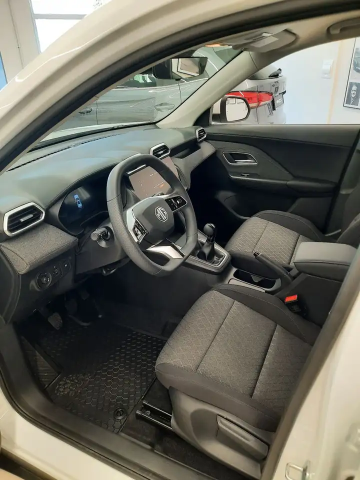 MG ZS