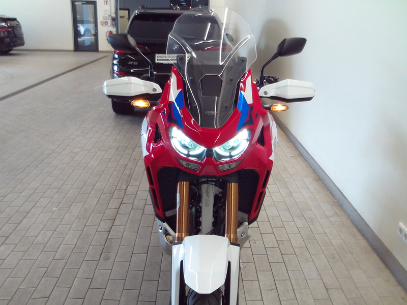 Honda CRF 1100 CRF1100L Africa Twin Sports DCT — photo 3