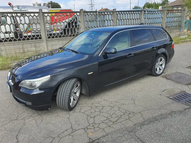 BMW 530 530d Touring Titanium