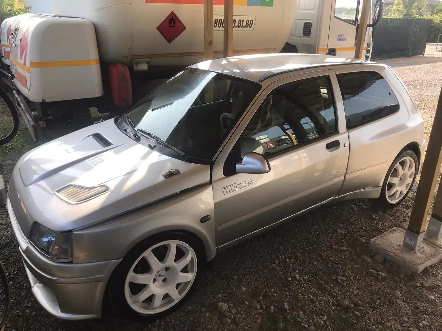Renault Clio Clio 1.8 16v kit Gris - 1