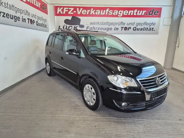 Volkswagen Touran Highline 7 Sitze, Leder