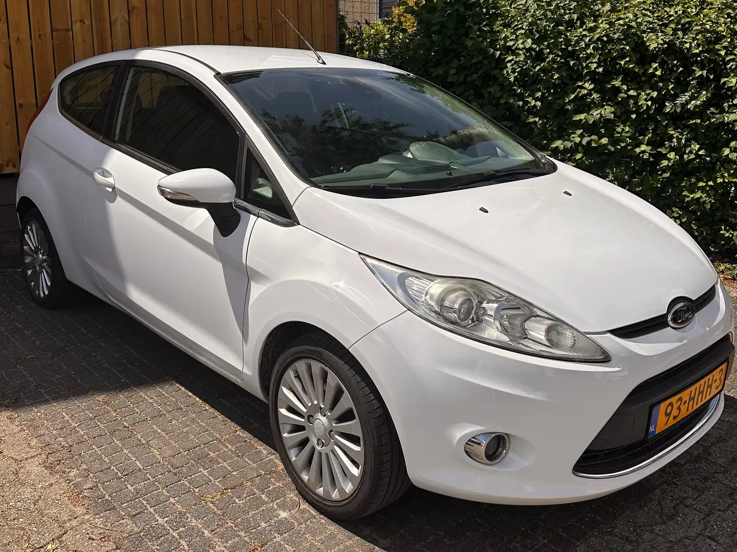Ford Fiesta 1.25 Titanium Wit - 1