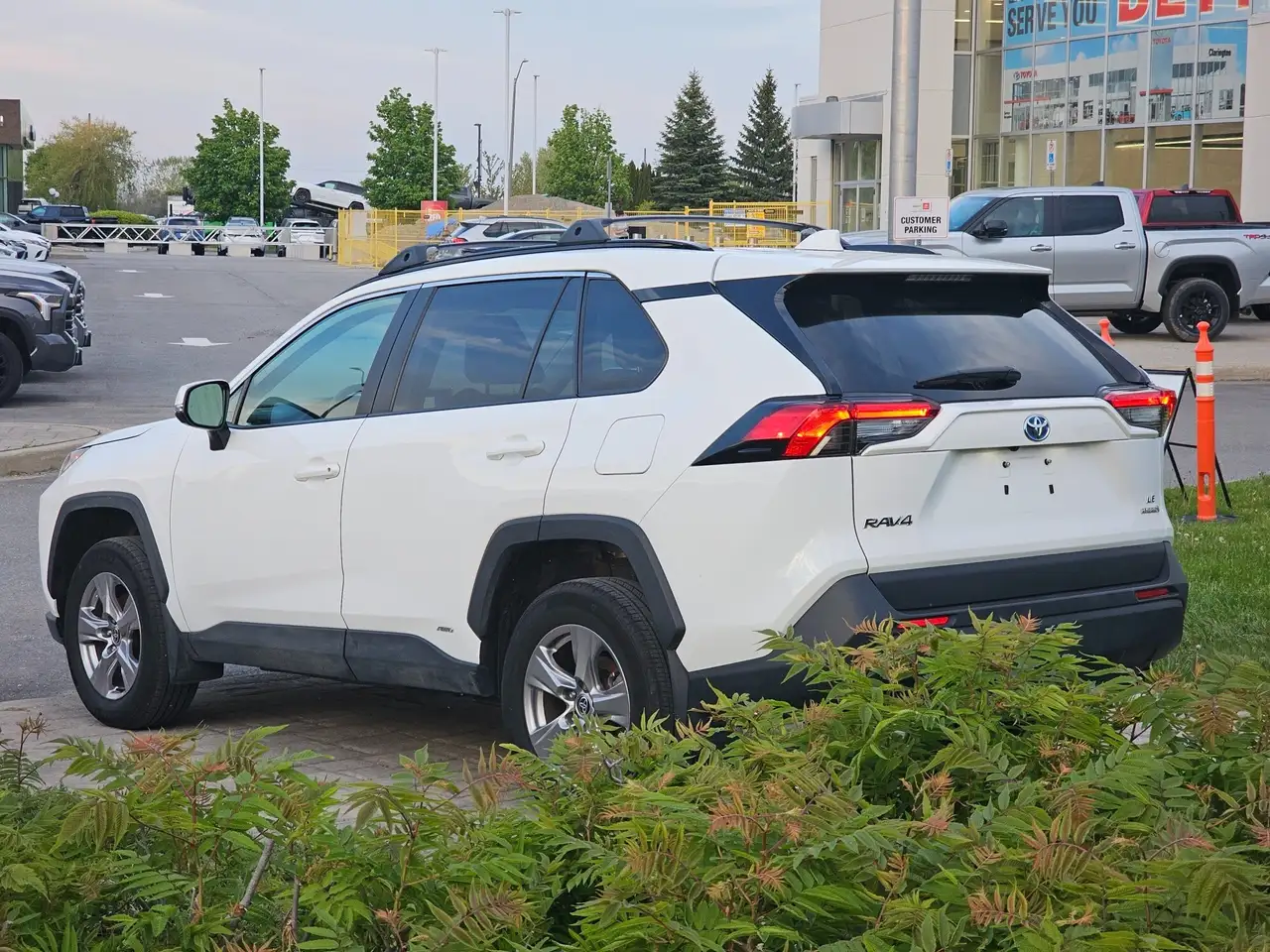 Toyota RAV 4 снимка Toyota RAV 4