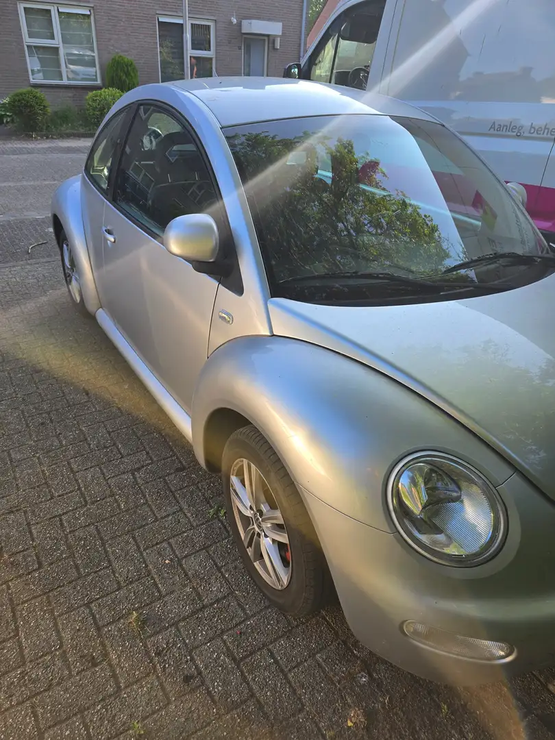 Volkswagen Beetle 2.0 Argent - 2