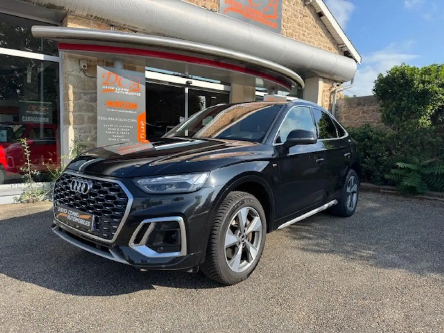 Audi Q5 Quattro 2.0 55 TFSI e - 367 - BV S-Tronic S line Schwarz - 1