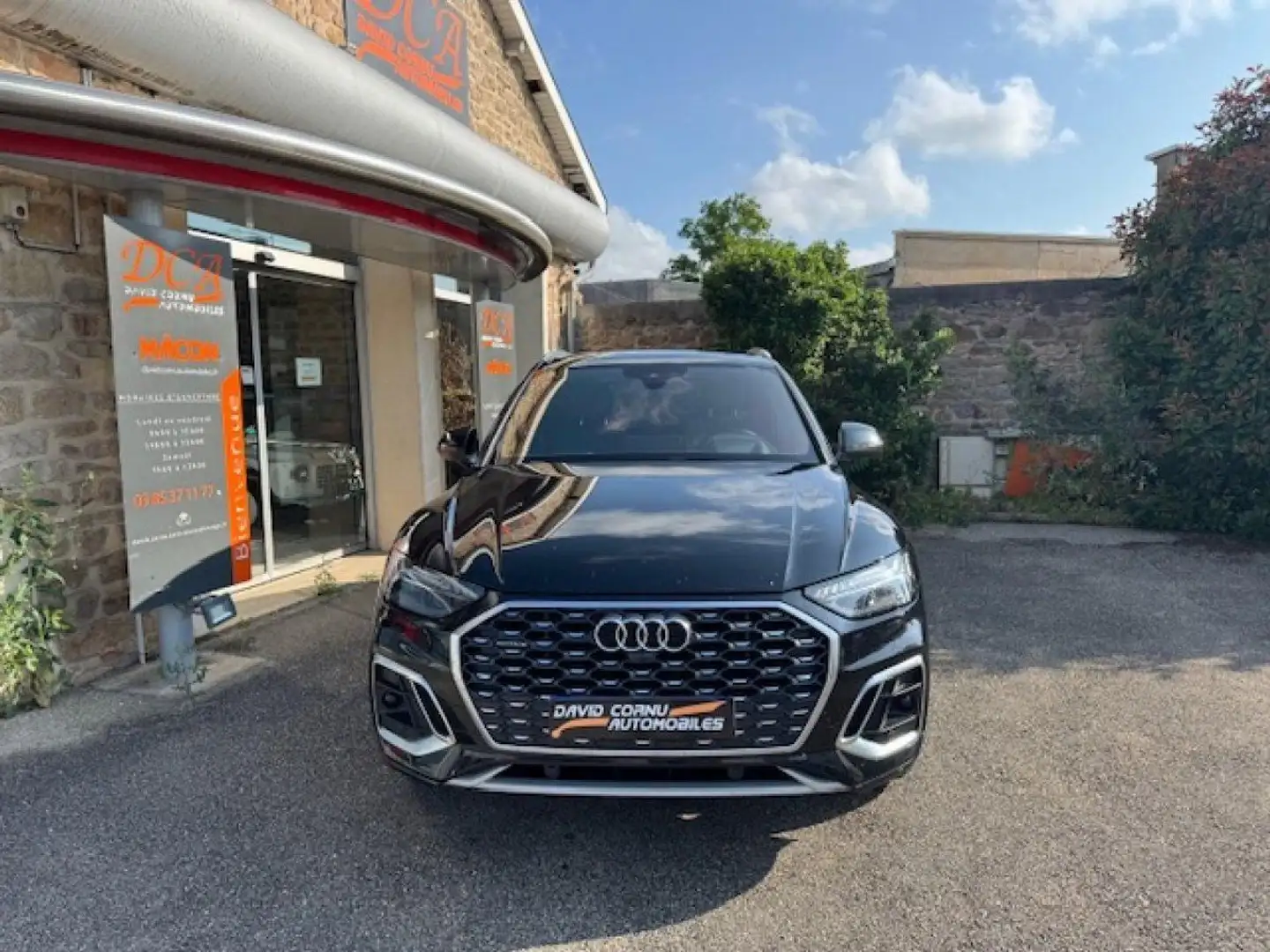 Audi Q5 Quattro 2.0 55 TFSI e - 367 - BV S-Tronic S line Schwarz - 2