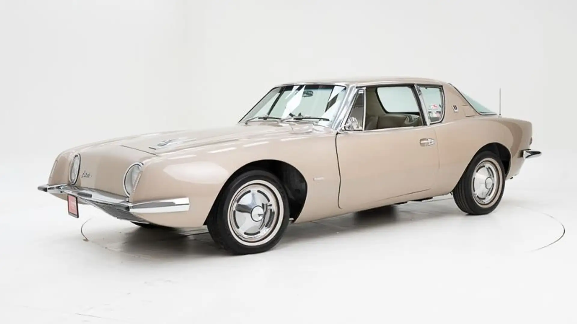 Oldtimer Studebaker Avanti R2 Supercharged '63 CH2435 Or - 1