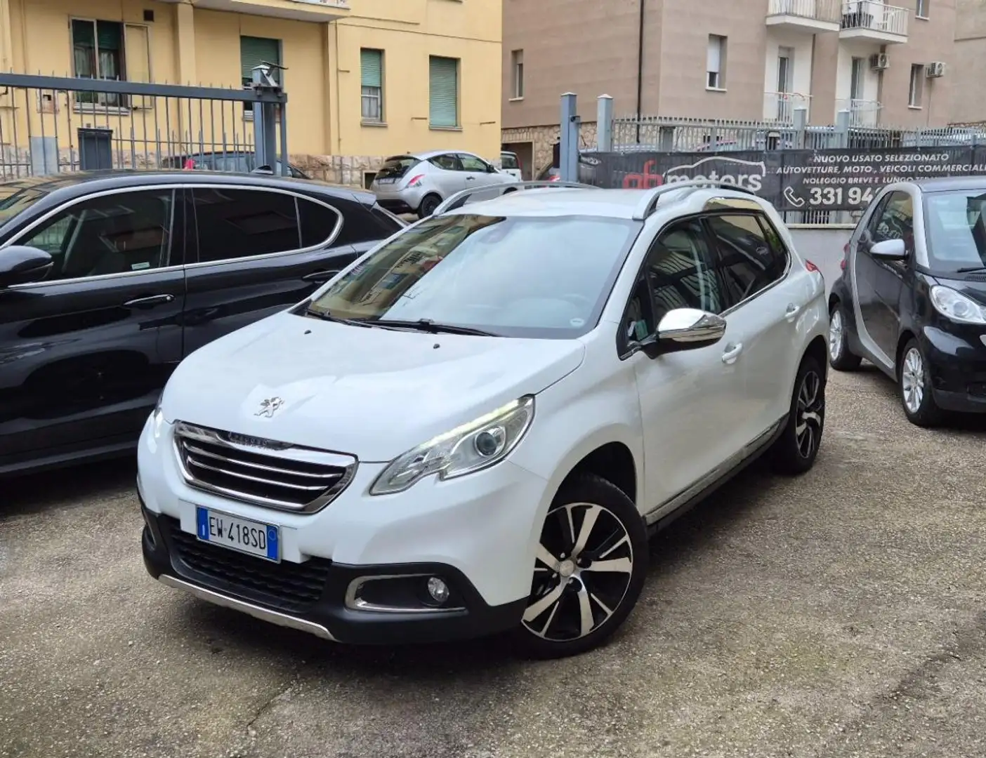 Peugeot 2008 1.6 e-HDi 92 CV S&S Allure Wit - 1