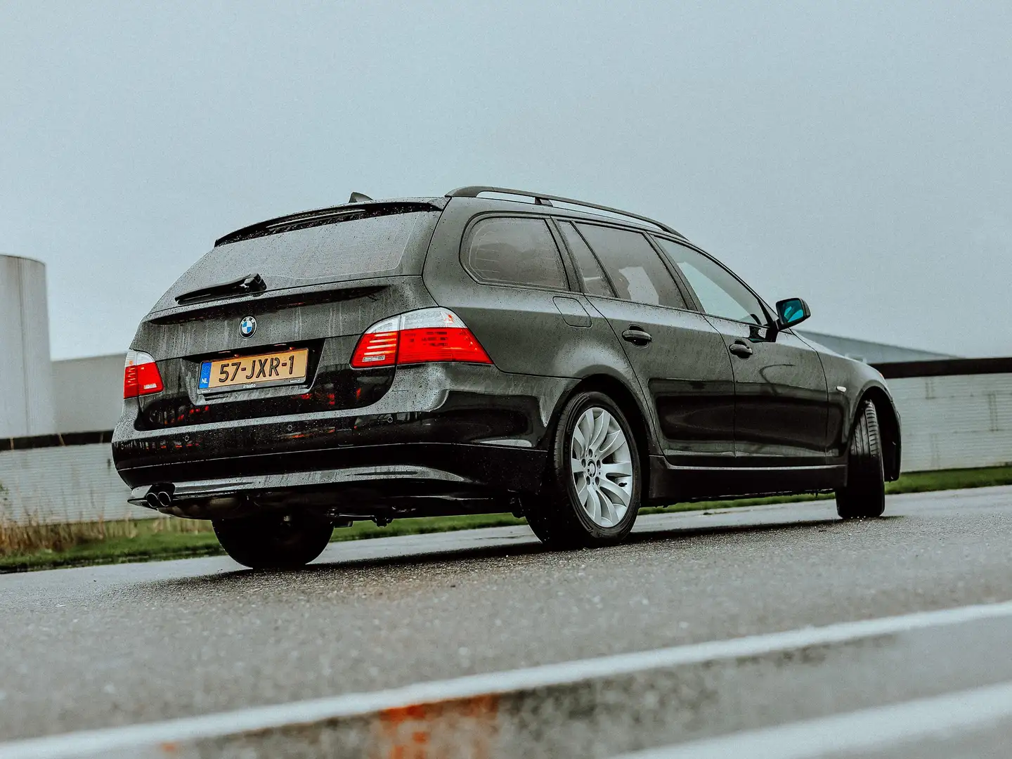 BMW 525 525i Executive 6-cilinder Youngtimer Noir - 2