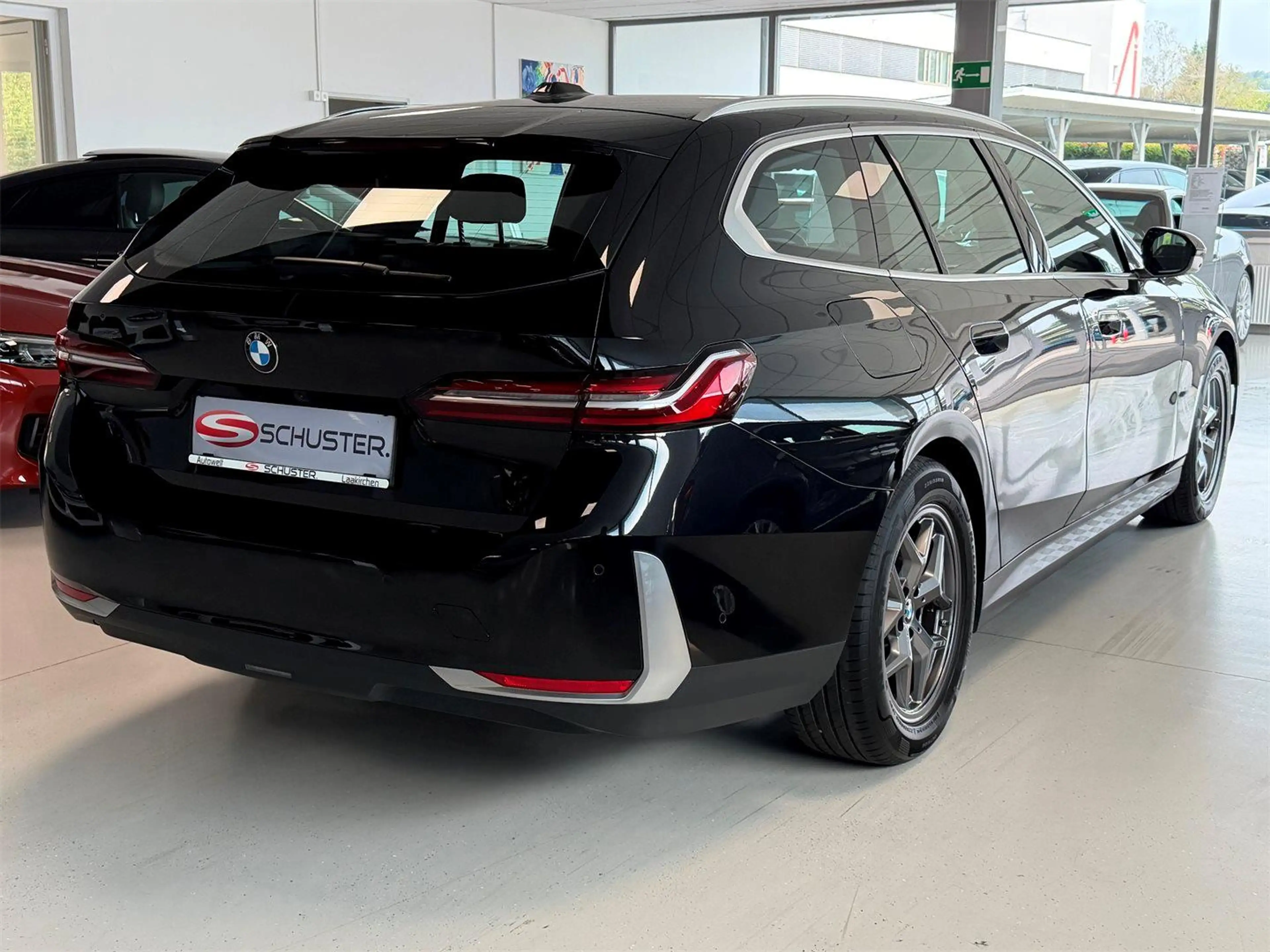 BMW 540 d MHEV xDrive — photo 6