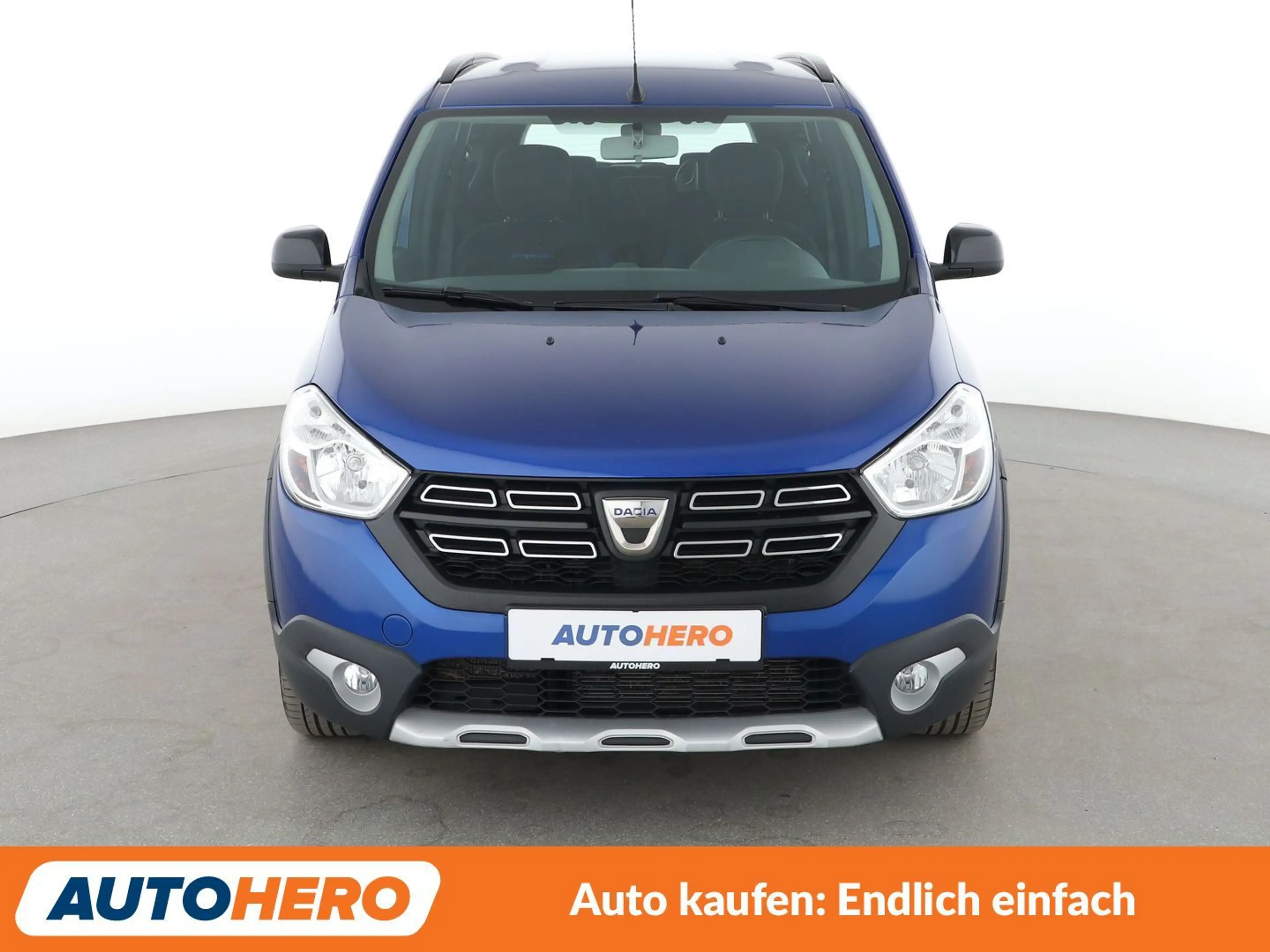 Dacia Lodgy 1.5 Blue dCi 15th Anniversary*7-SITZER*NAVI*PDC* — photo 9